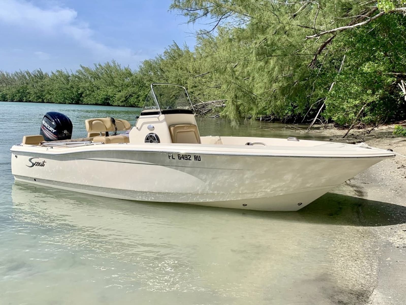 2019 Scout 195 Sportfish - Photo 1