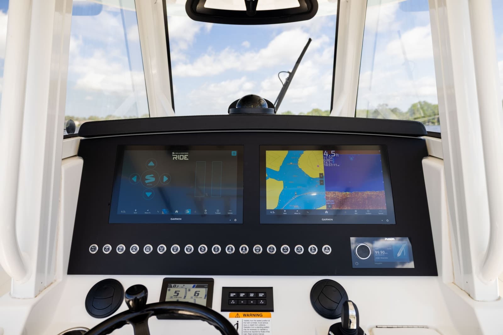 2024 Regulator 34 - Photo 26