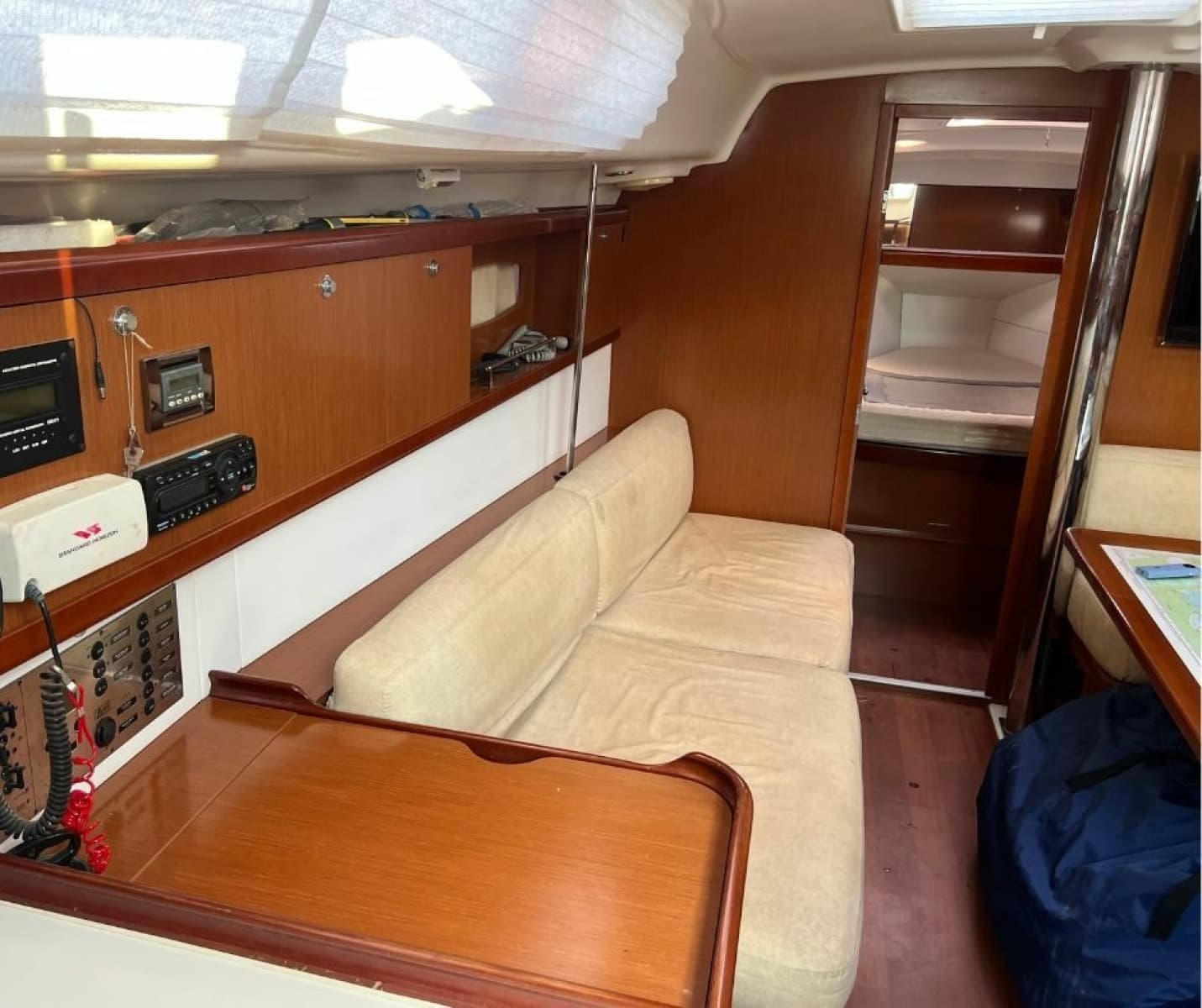 2011 Beneteau Oceanis 40 - Photo 11