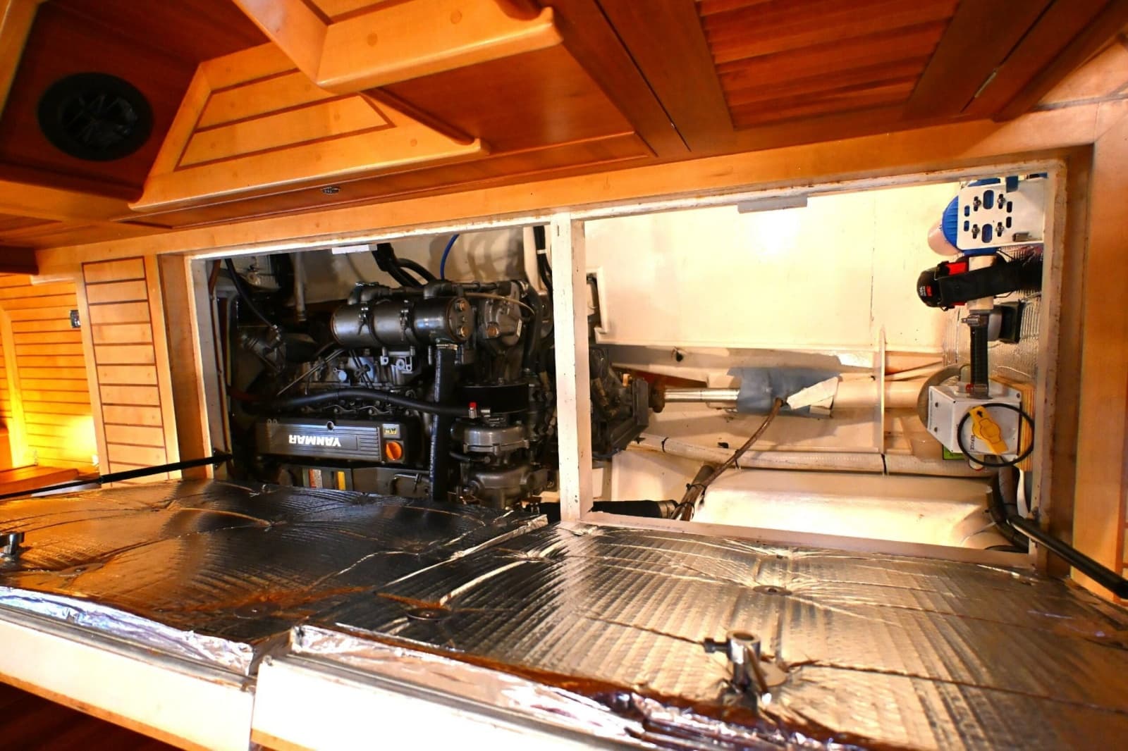 2006 Waterline 50 - Photo 77