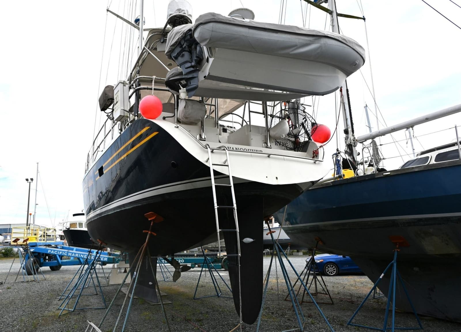 2006 Waterline 50 - Photo 103