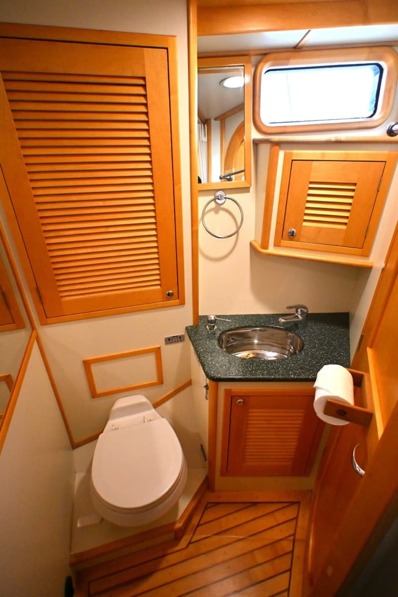 2006 Waterline 50 - Photo 66