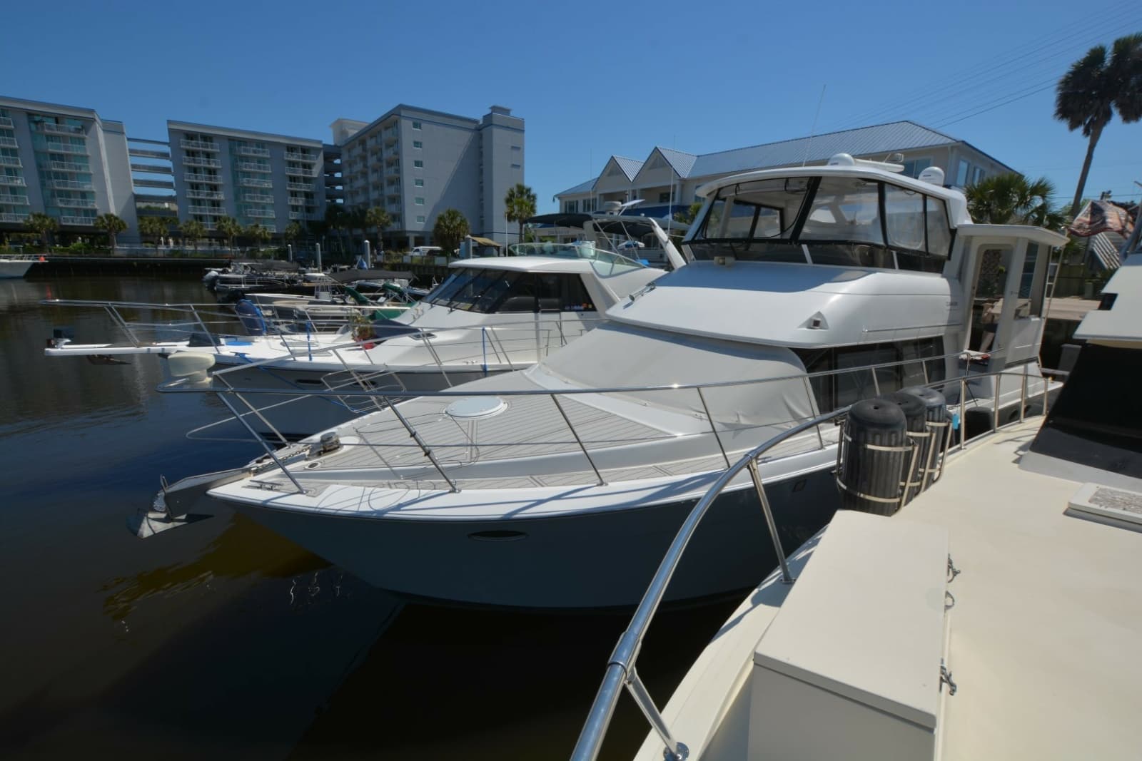 2000 Carver 504 Cockpit Motoryacht - Photo 1