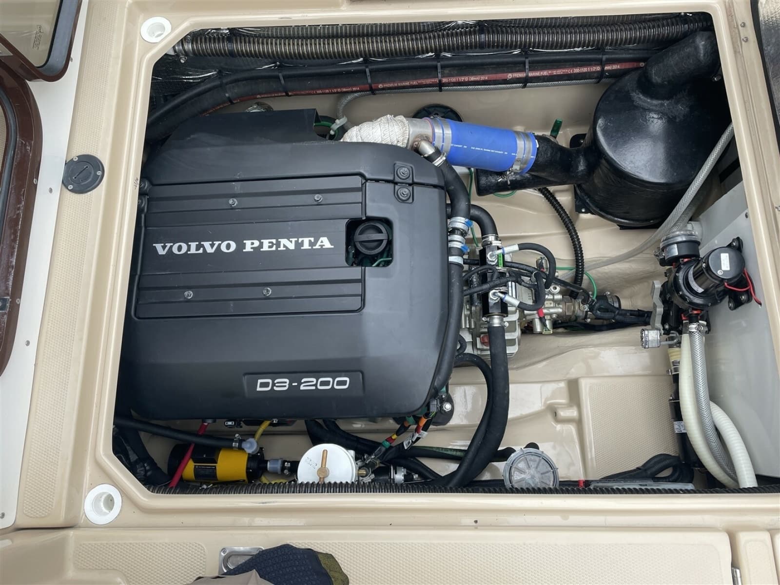 2015 Ranger Tugs R-27 - Photo 8