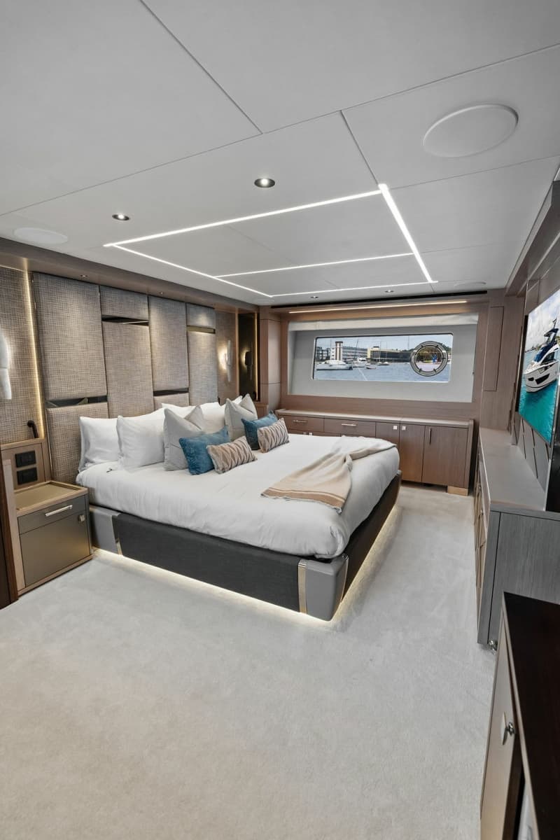 2026 Sunseeker 88 Yacht - Photo 63