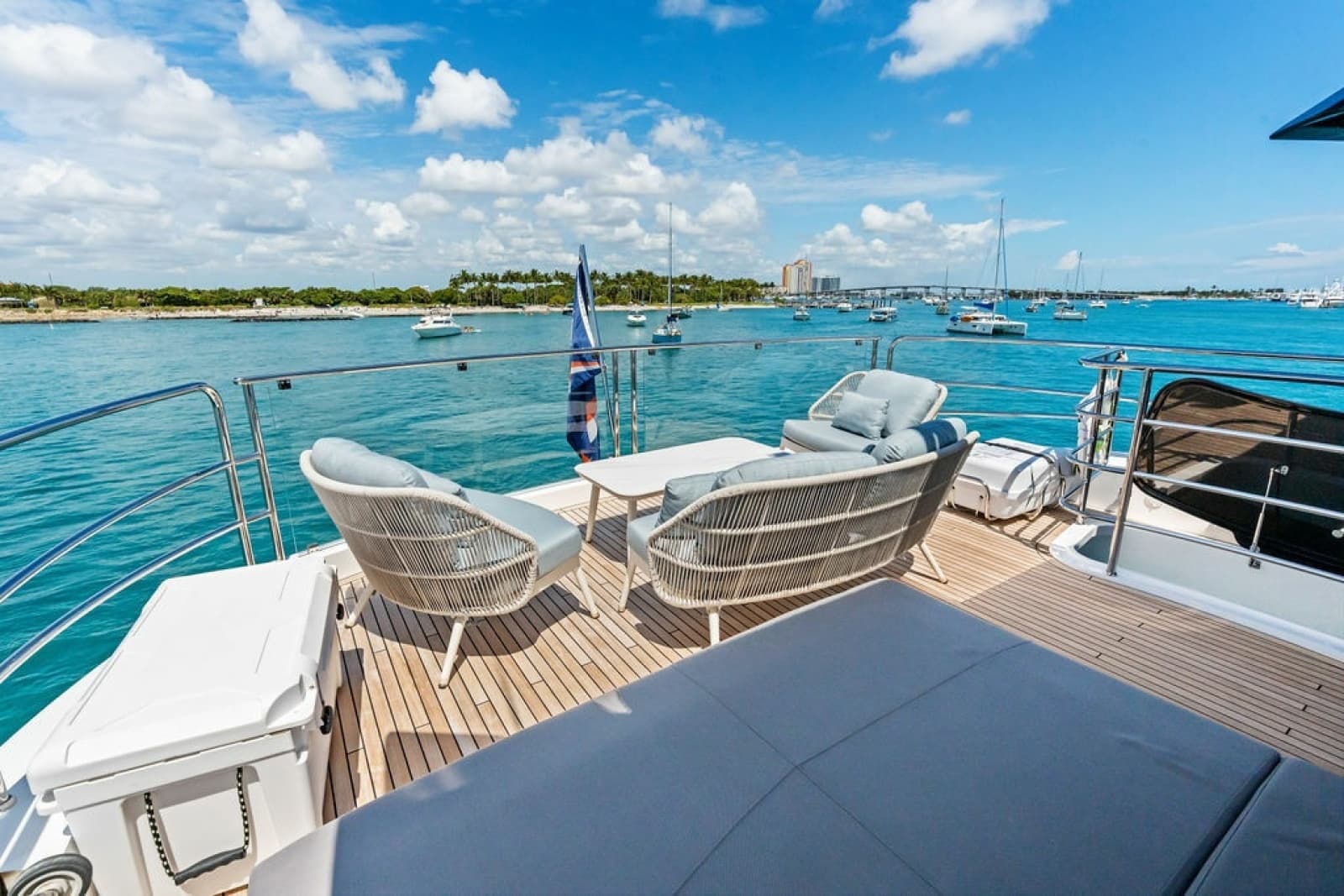 2026 Sunseeker 88 Yacht - Photo 22