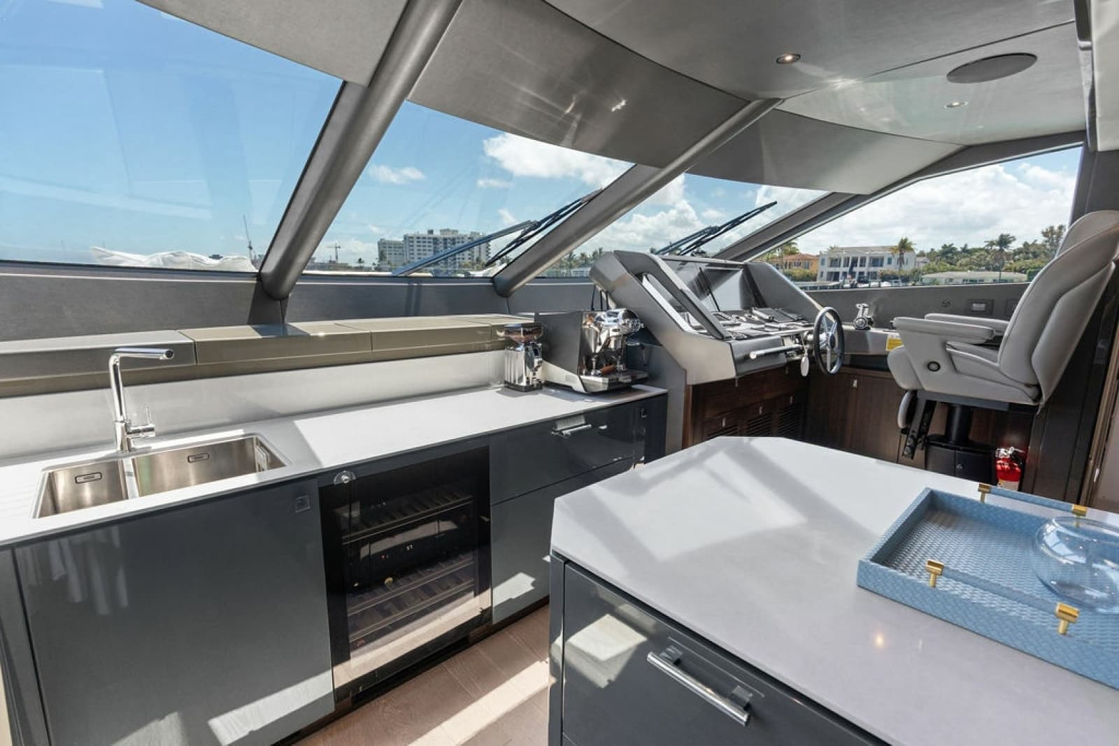 2026 Sunseeker 88 Yacht - Photo 53