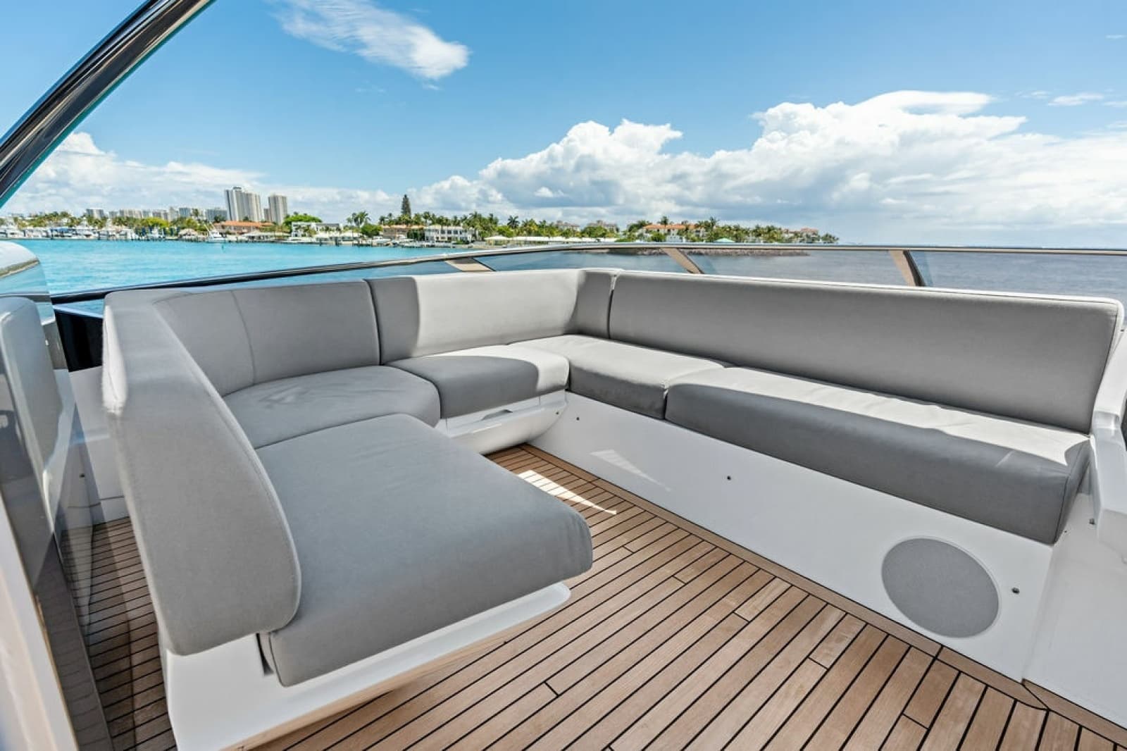 2026 Sunseeker 88 Yacht - Photo 29
