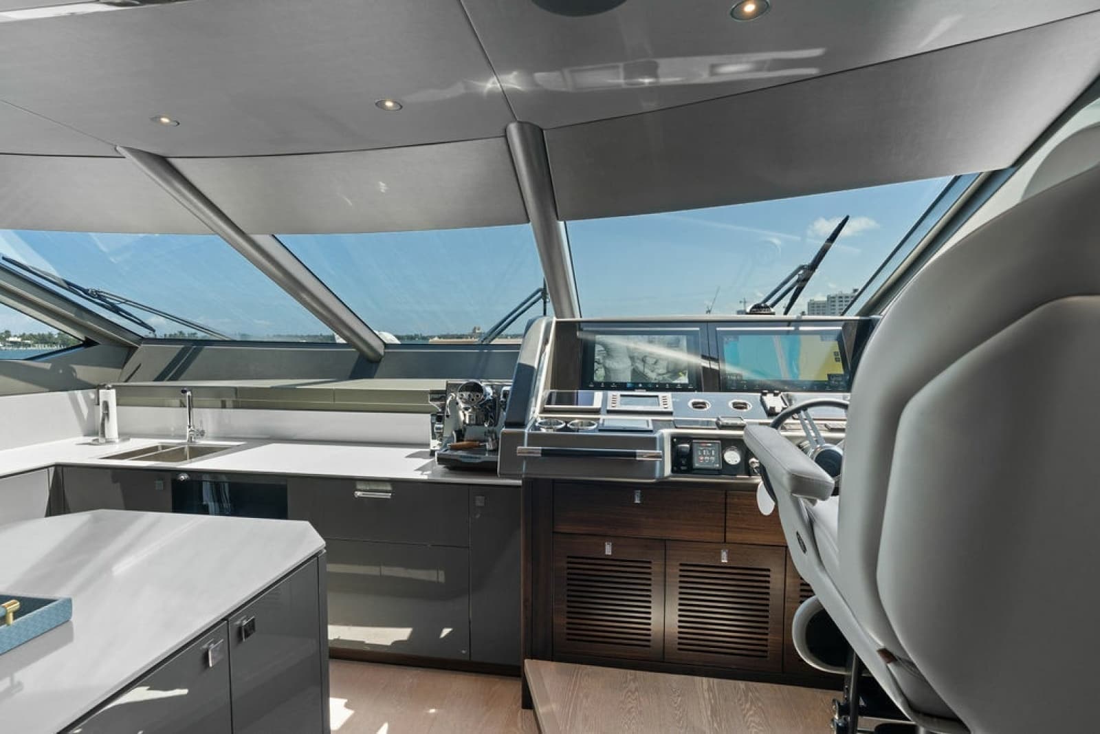 2026 Sunseeker 88 Yacht - Photo 50