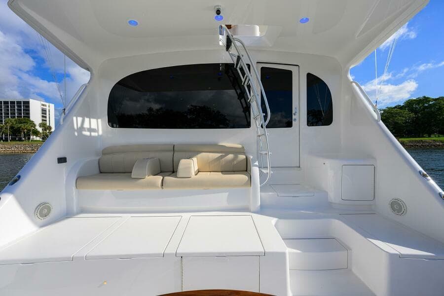 2019 Viking 80 Convertible - Photo 40