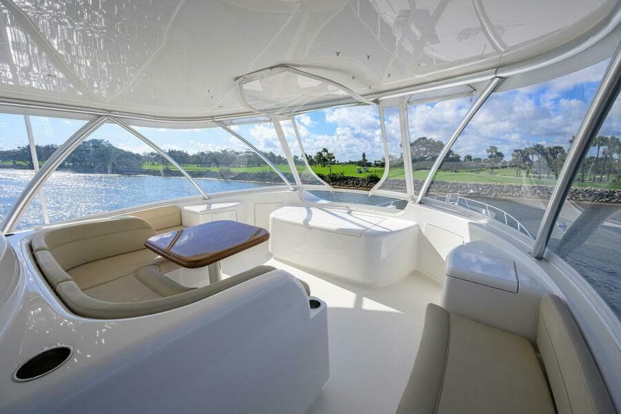 2019 Viking 80 Convertible - Photo 35