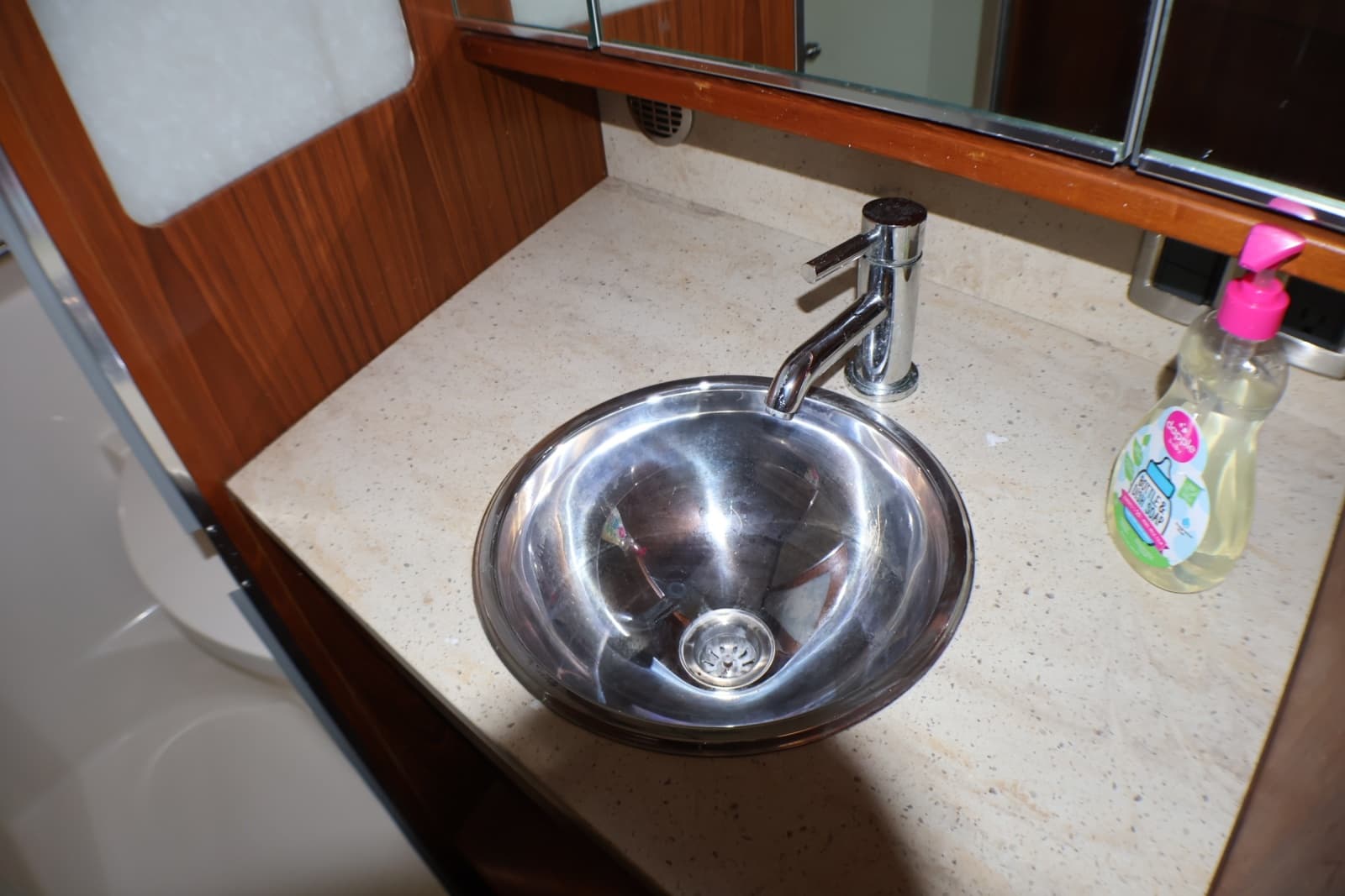 2009 Tiara Yachts 3500 Sovran - Photo 22