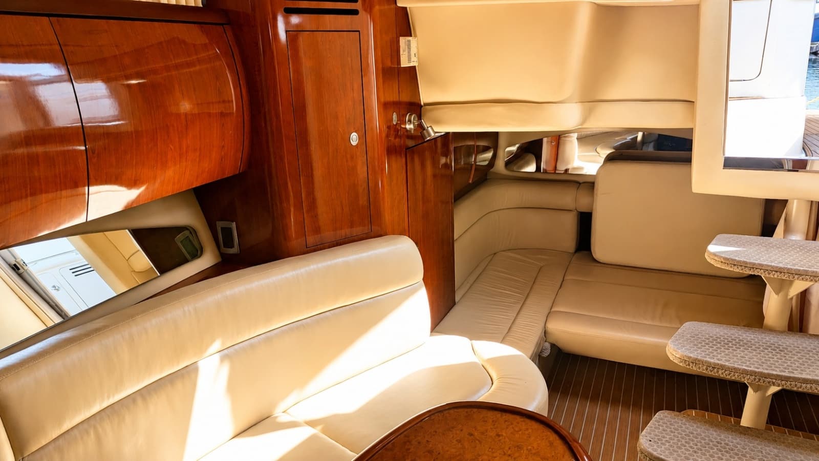 2004 Sea Ray 360 Sundancer - Photo 23