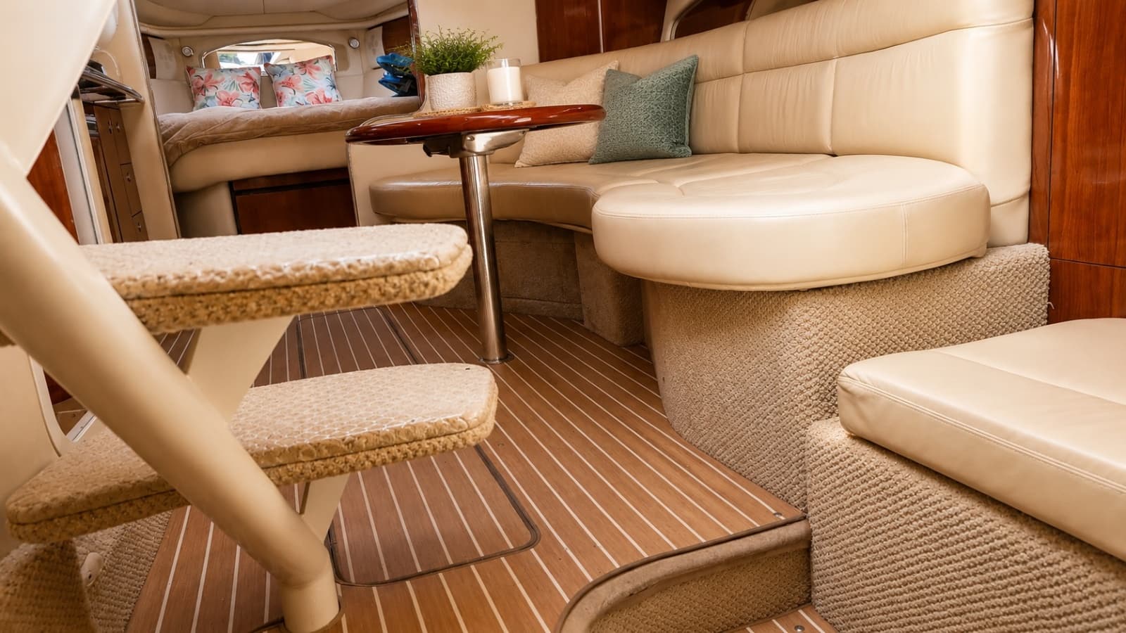 2004 Sea Ray 360 Sundancer - Photo 25