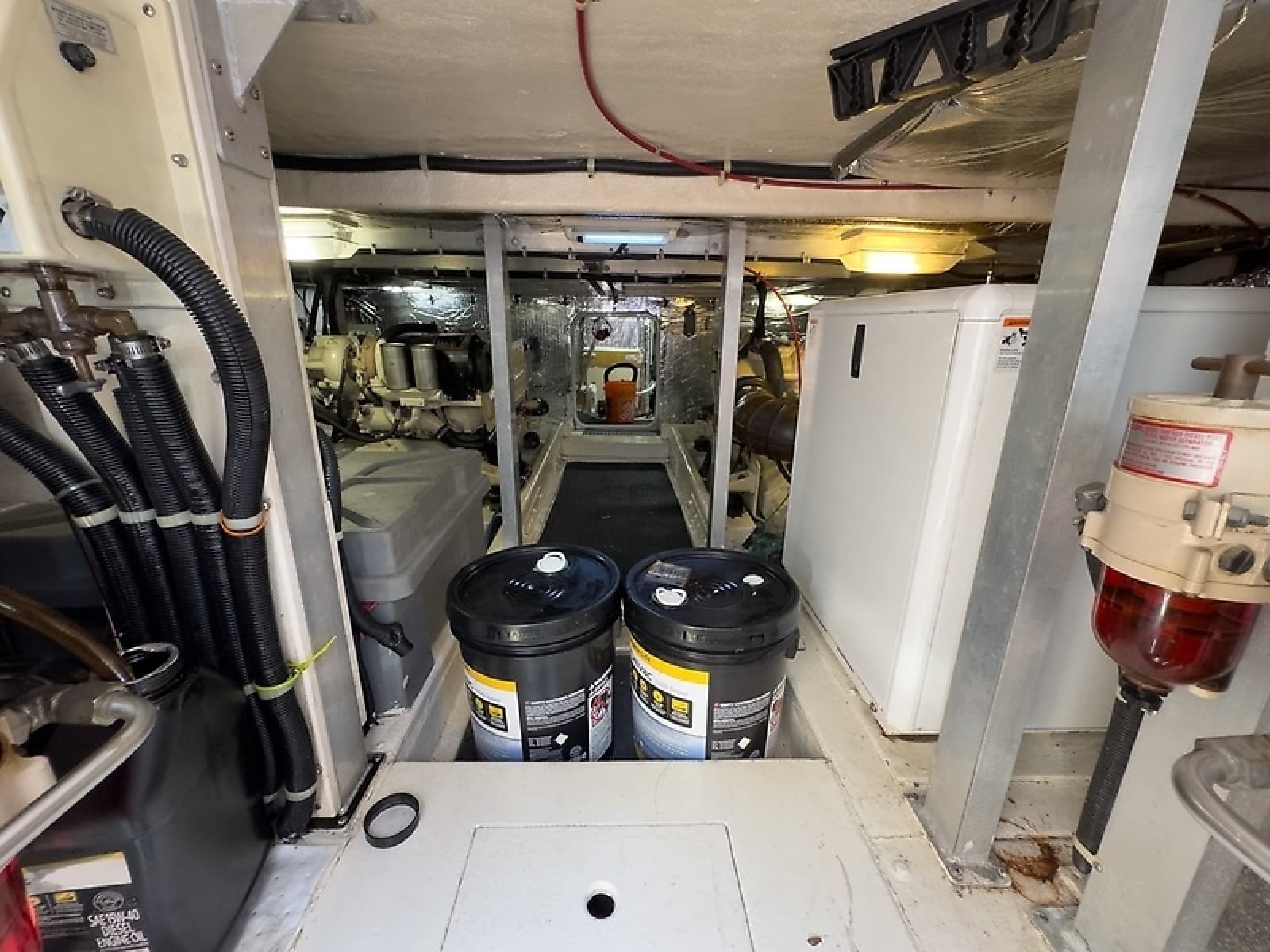 1999 Navigator 5300 - Photo 55