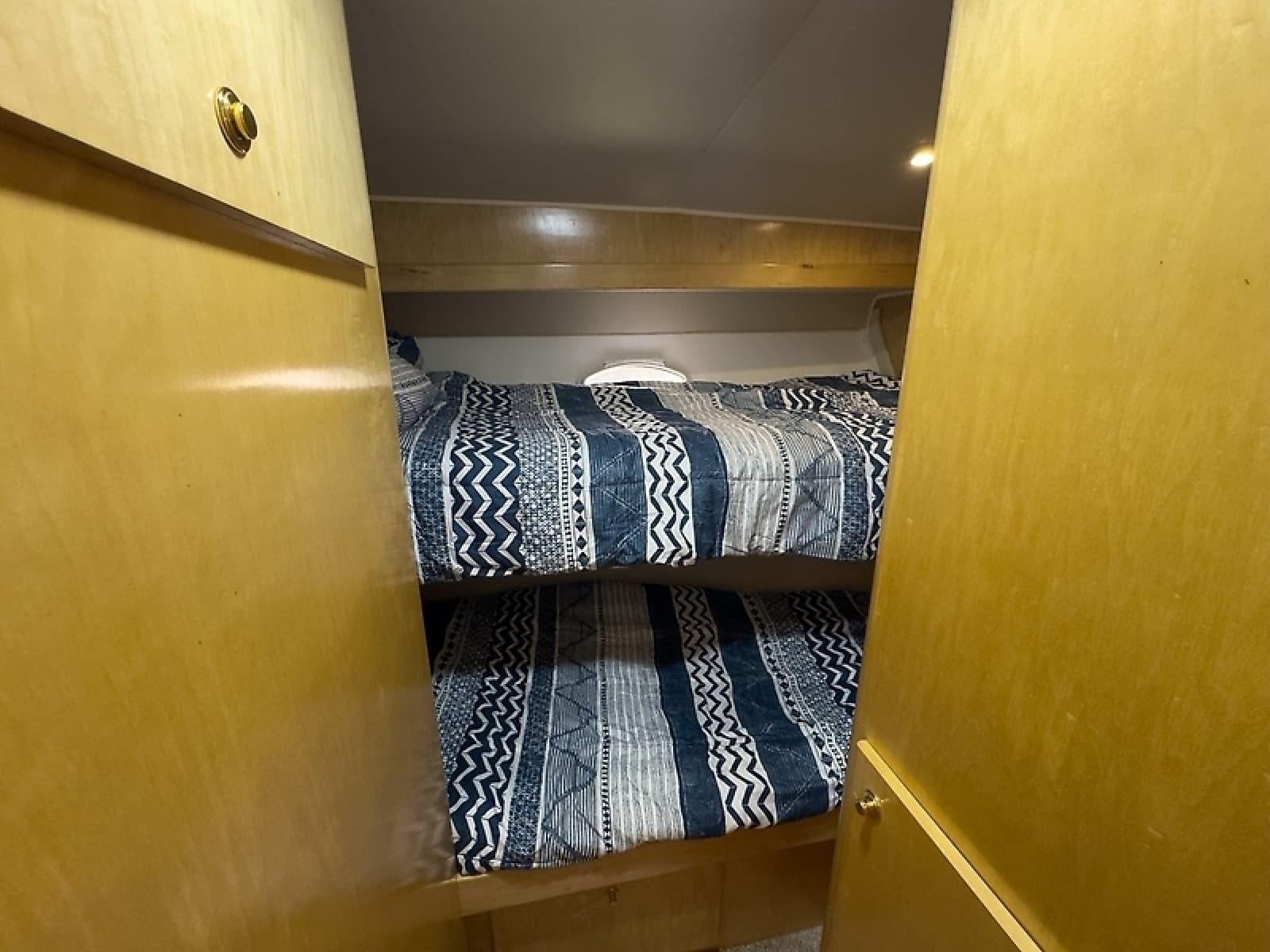 1999 Navigator 5300 - Photo 24
