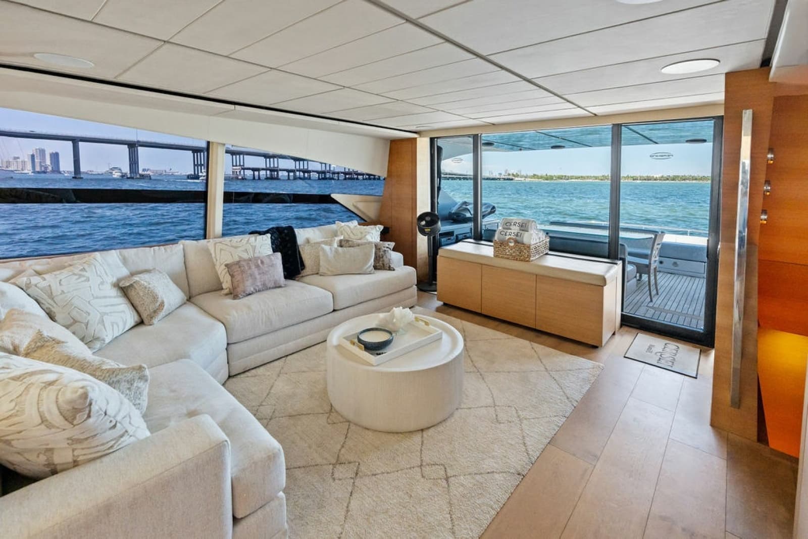 2012 Pershing 92 - Photo 22