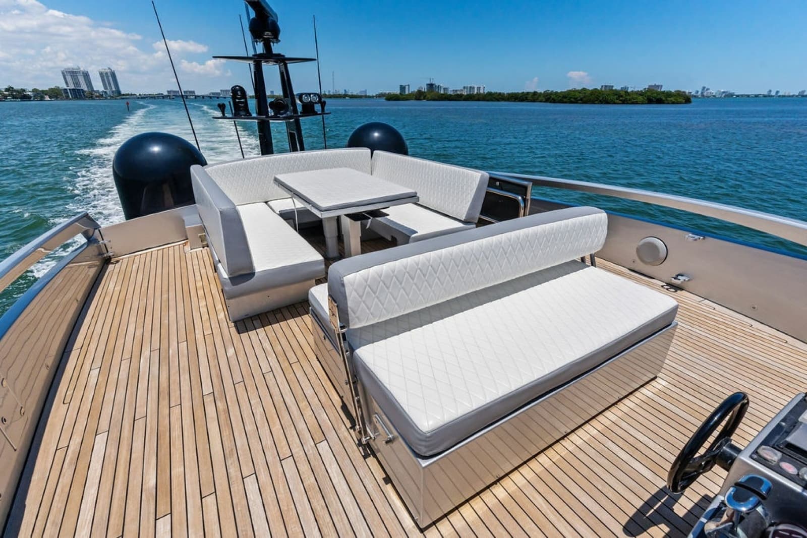 2012 Pershing 92 - Photo 6