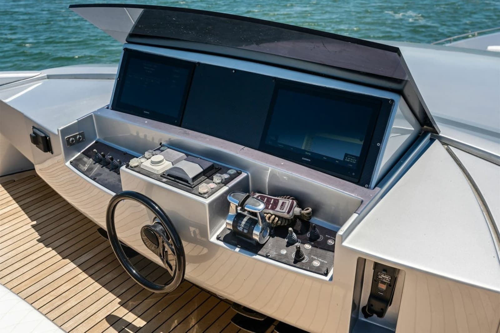 2012 Pershing 92 - Photo 9