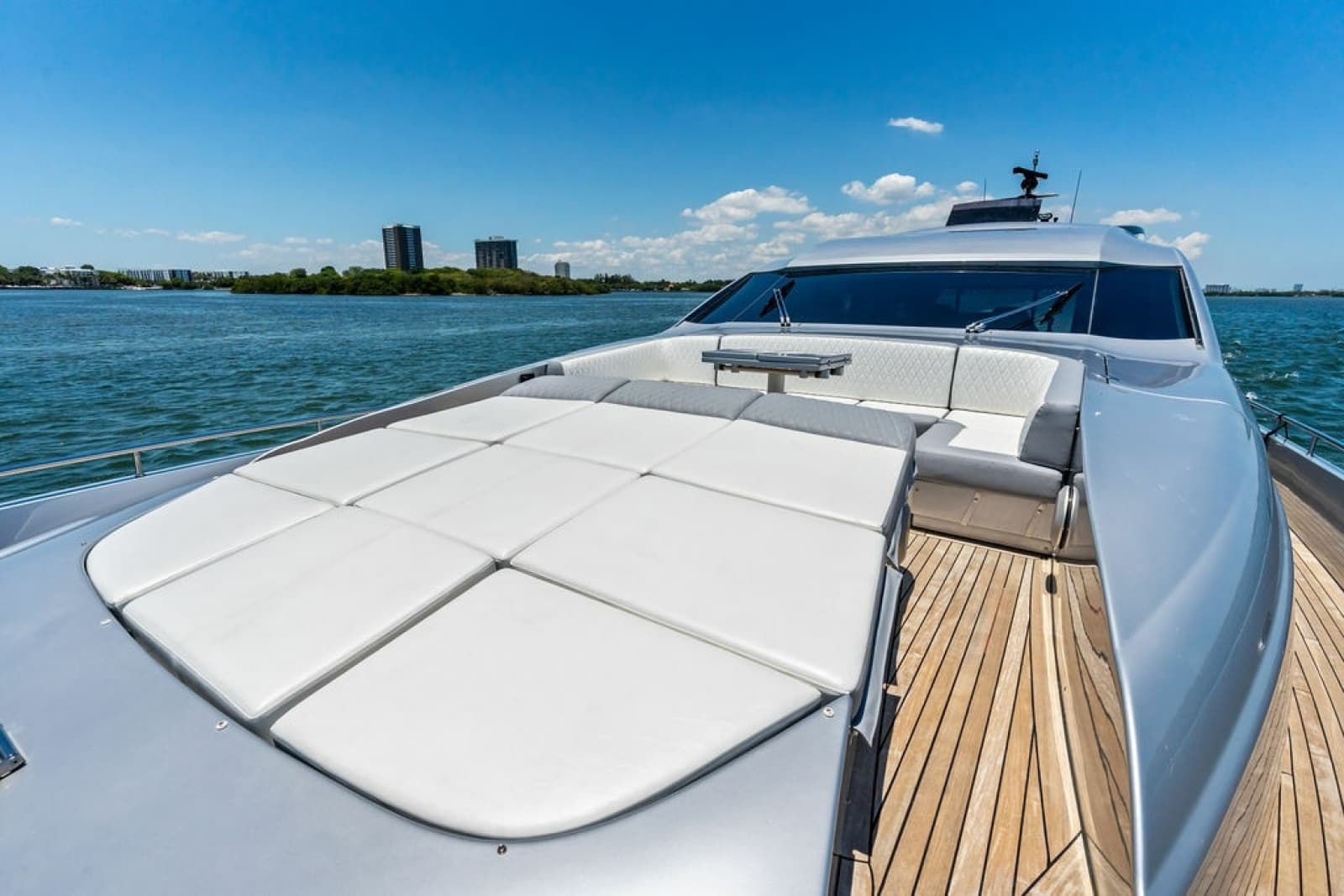 2012 Pershing 92 - Photo 15
