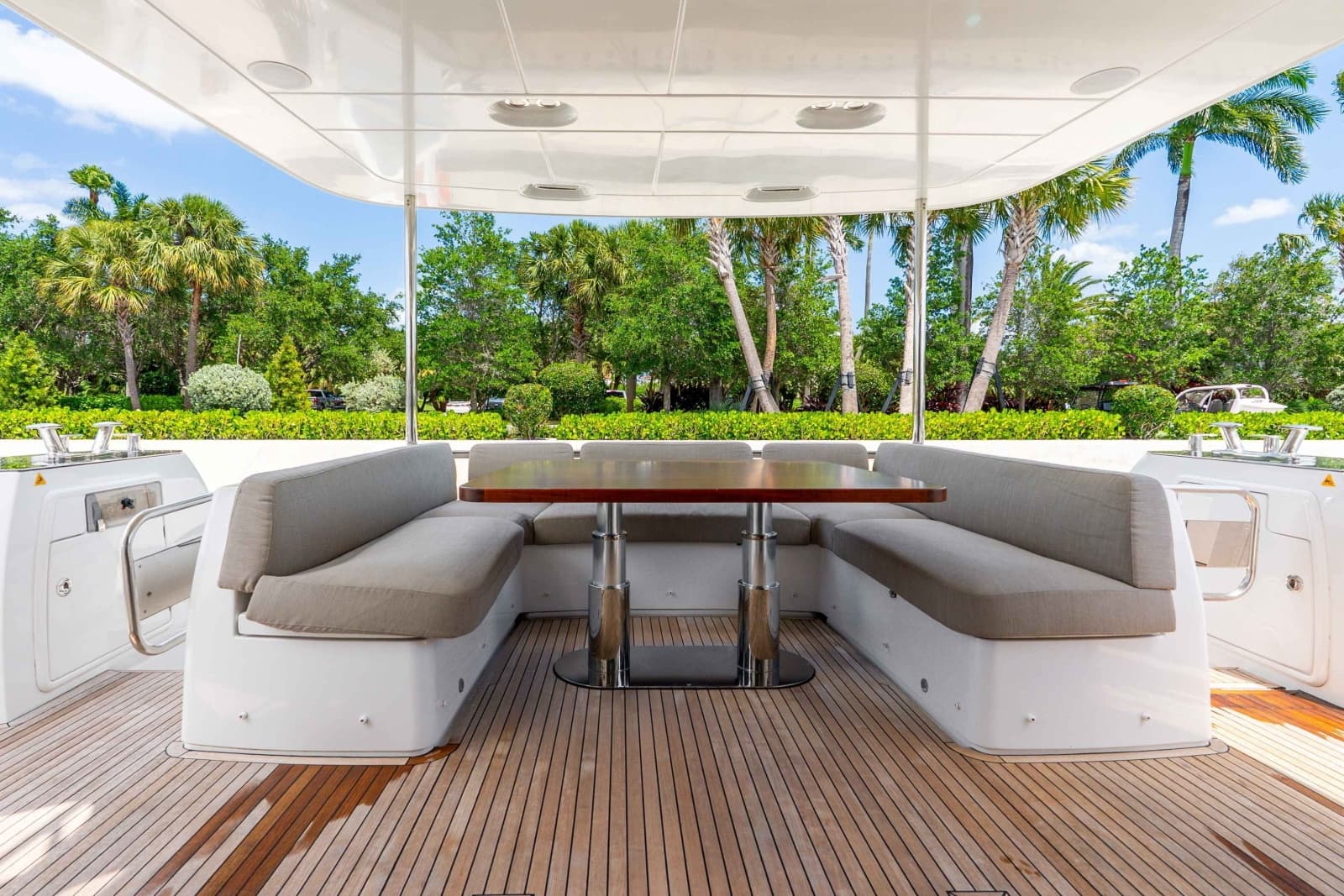2023 Azimut Magellano 66 - Photo 36
