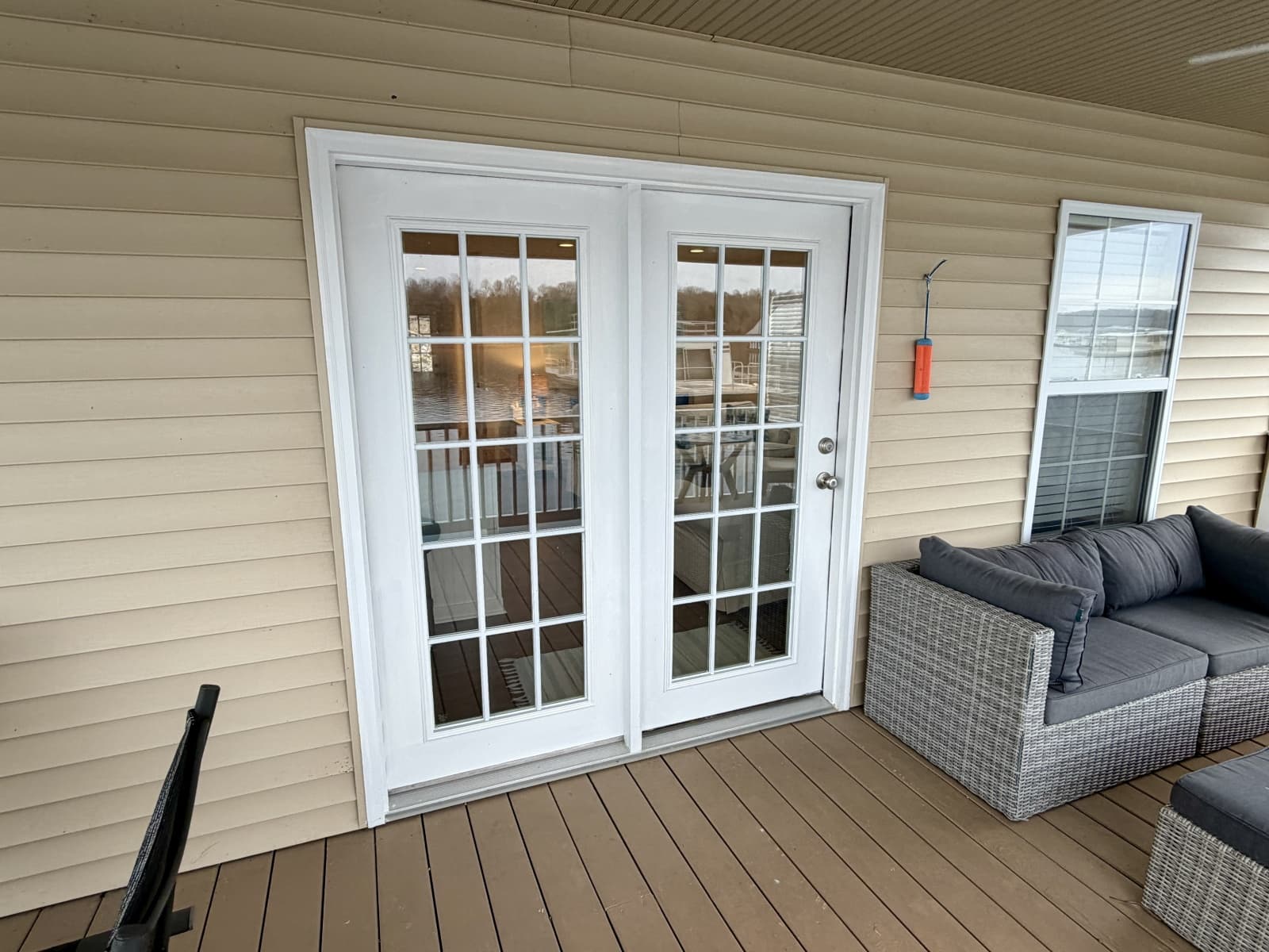 2002 Custom 23 x 31 Floating Cabin - Approx 729sqft - Photo 25