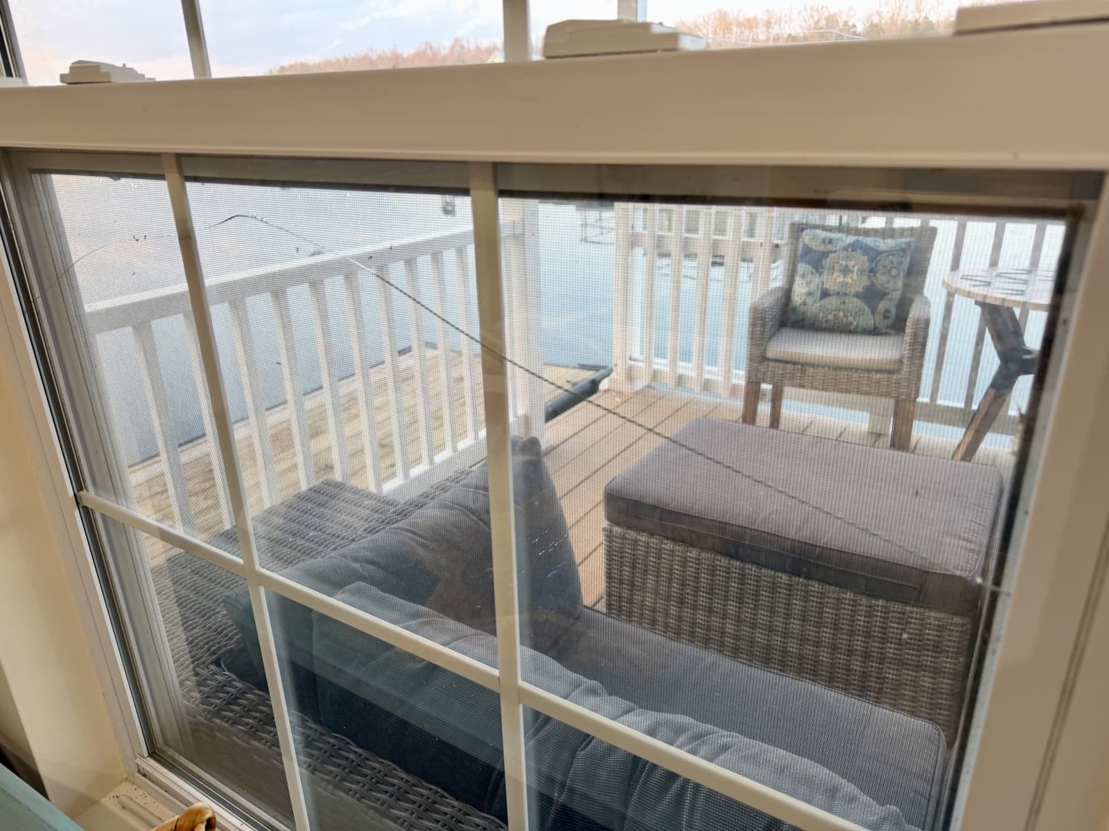 2002 Custom 23 x 31 Floating Cabin - Approx 729sqft - Photo 138