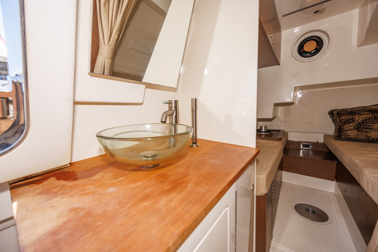 2017 Sea Ray L650 Fly - Photo 52