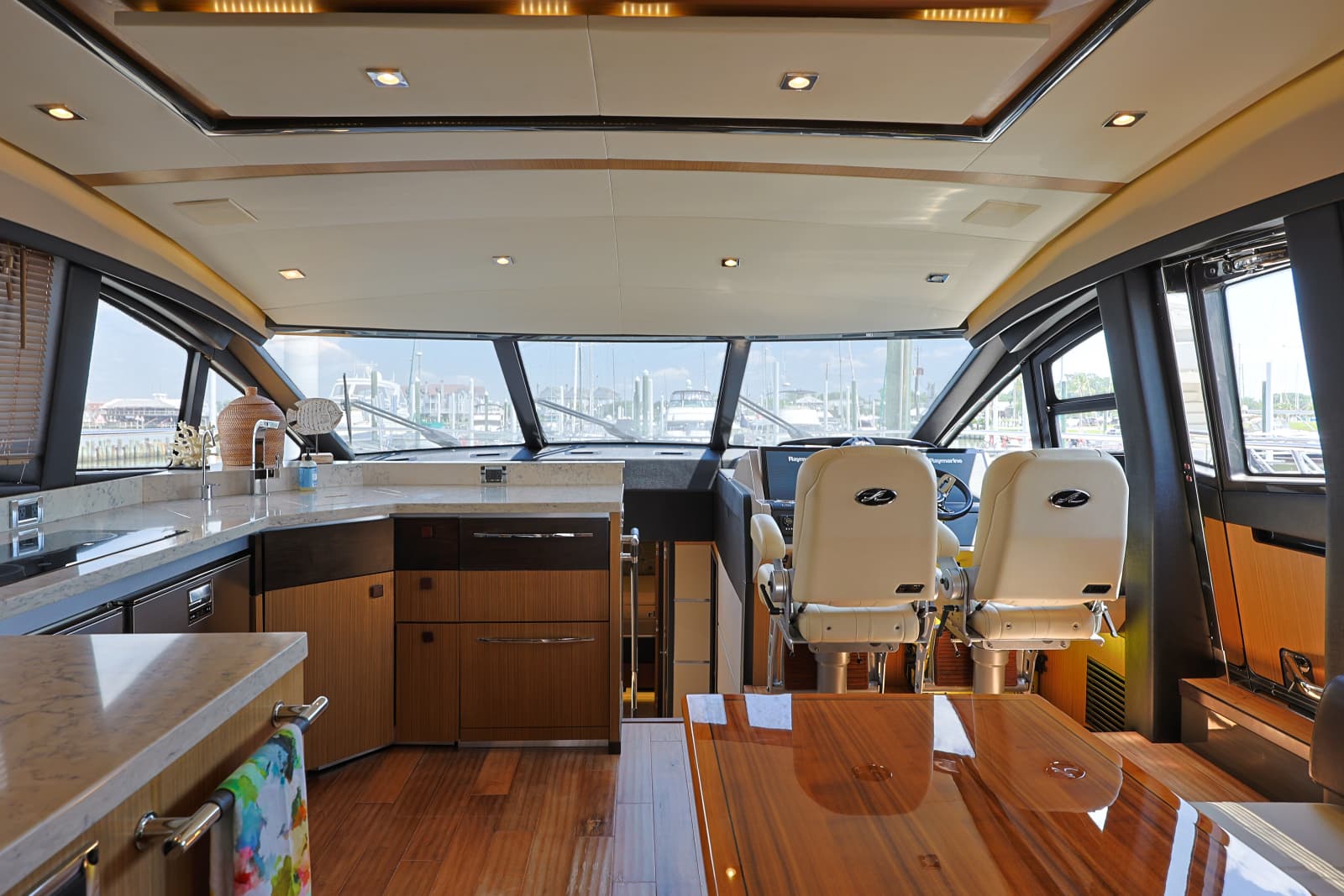2017 Sea Ray L650 Fly - Photo 28