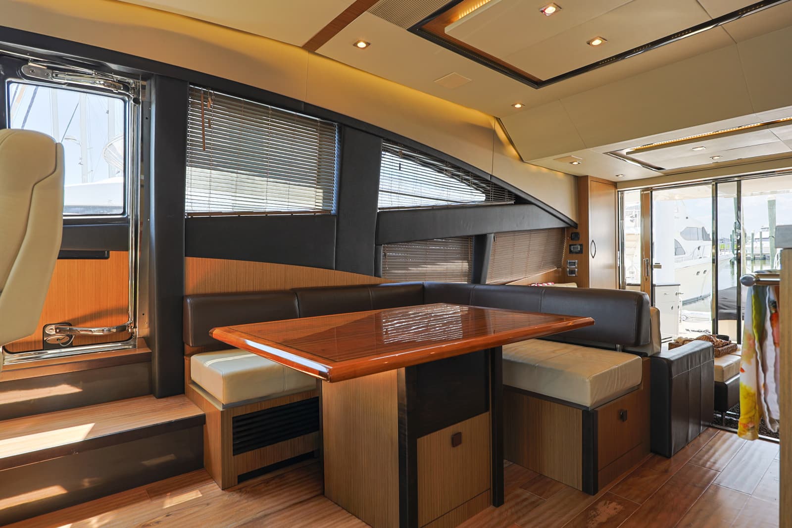 2017 Sea Ray L650 Fly - Photo 32