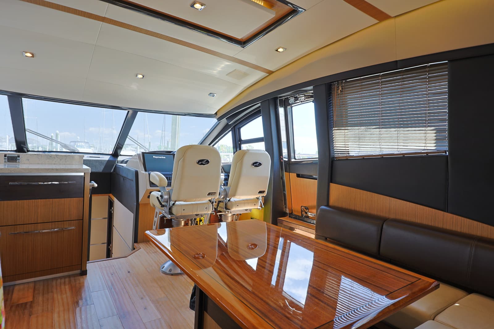 2017 Sea Ray L650 Fly - Photo 29