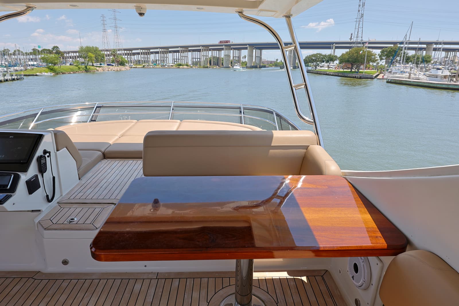 2017 Sea Ray L650 Fly - Photo 19