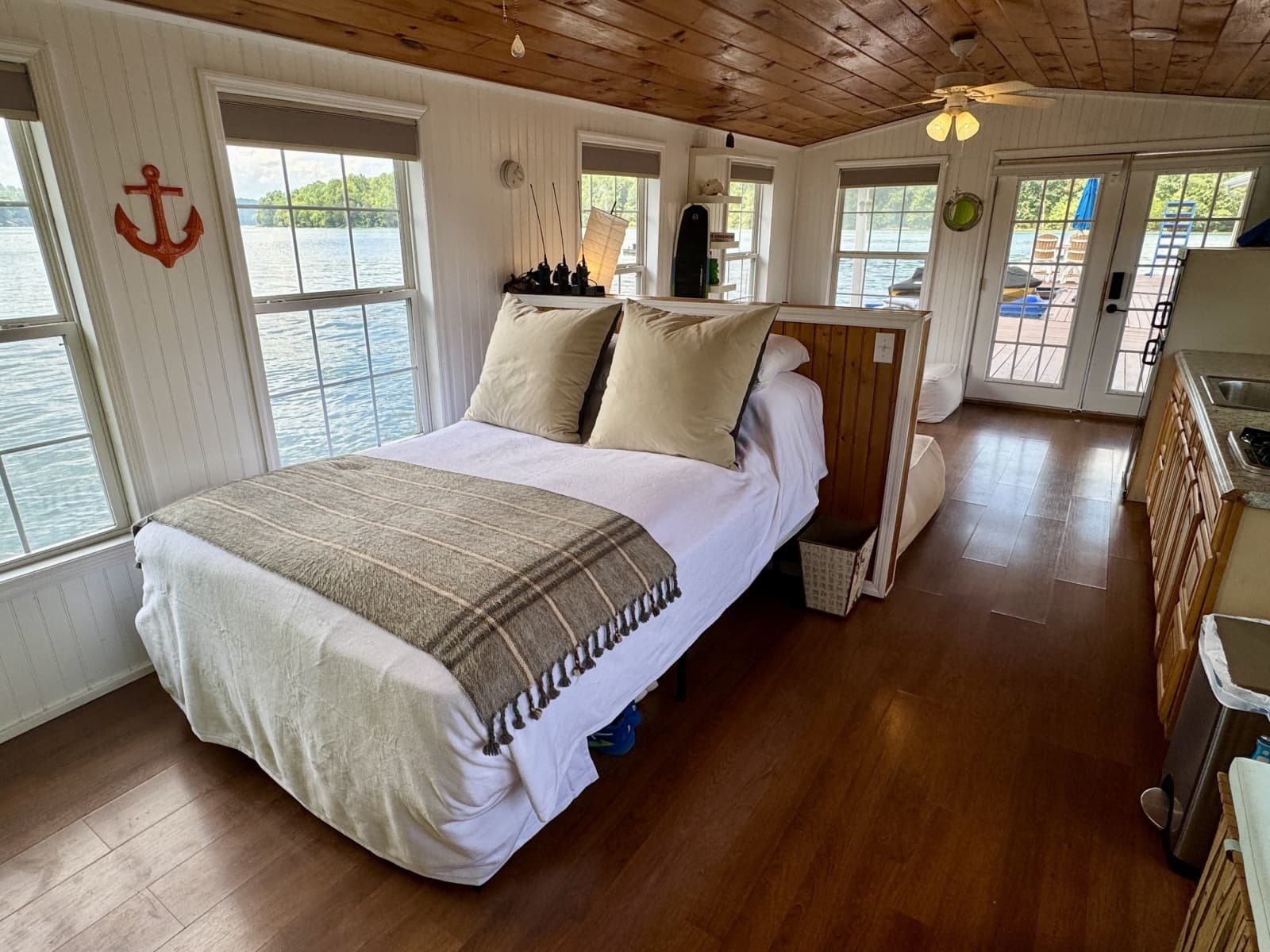 2008 Custom 13 x 29 Floating Cabin Approx 377sqft - Photo 36
