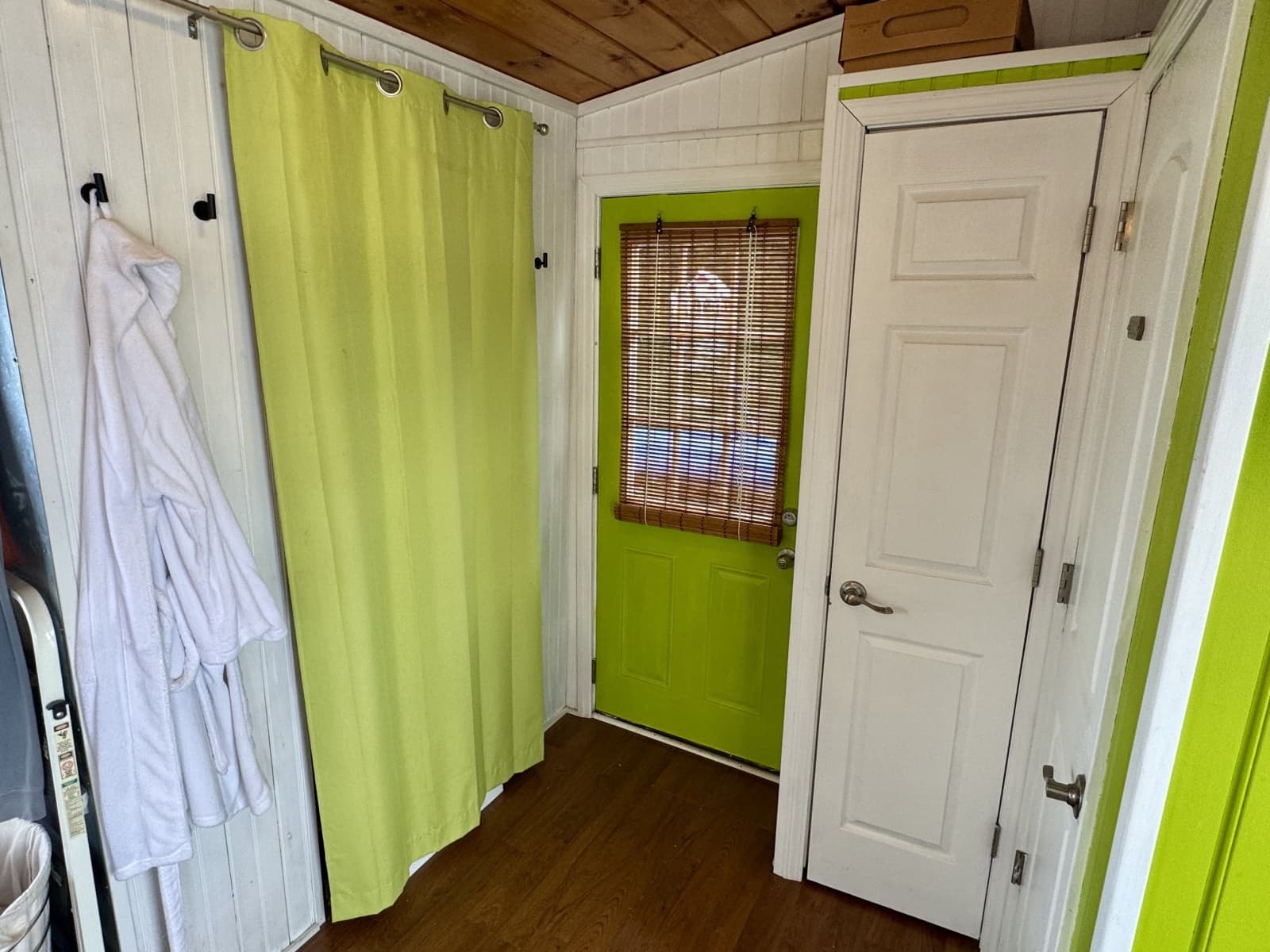 2008 Custom 13 x 29 Floating Cabin Approx 377sqft - Photo 43
