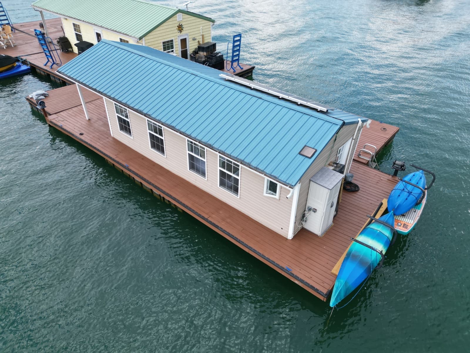 2008 Custom 13 x 29 Floating Cabin Approx 377sqft - Photo 7