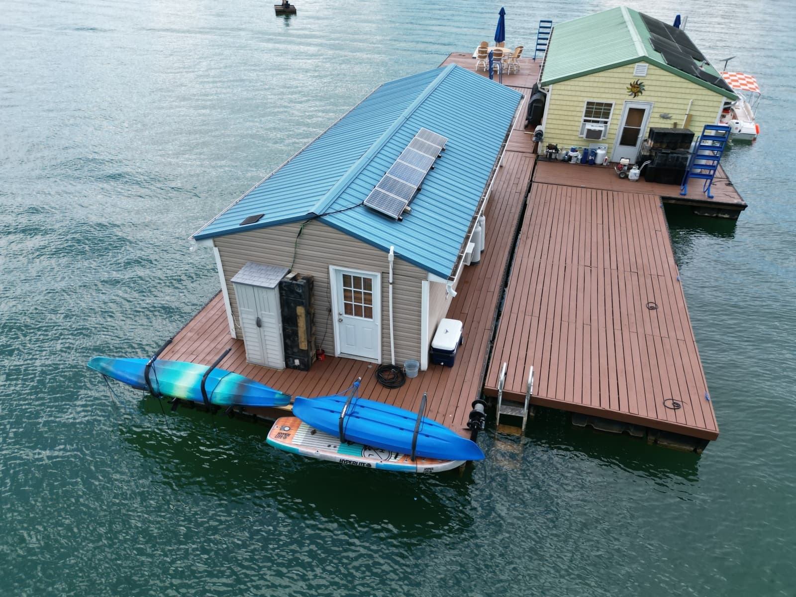 2008 Custom 13 x 29 Floating Cabin Approx 377sqft - Photo 6