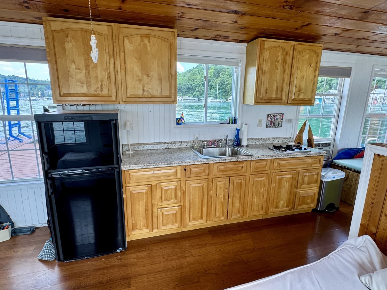 2008 Custom 13 x 29 Floating Cabin Approx 377sqft - Photo 29