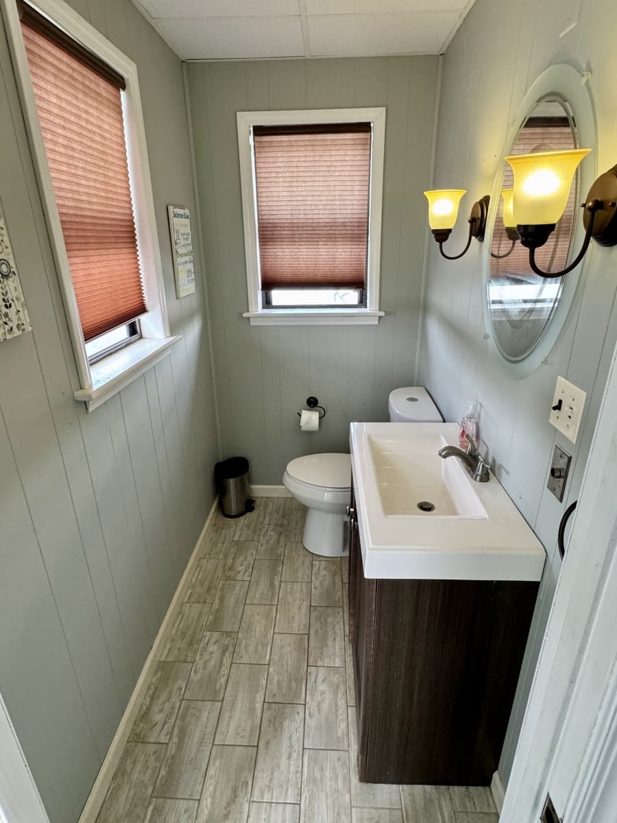 1978 Custom 18 x 24 Off-Grid Floating Cabin Approx 385sqft - Photo 41