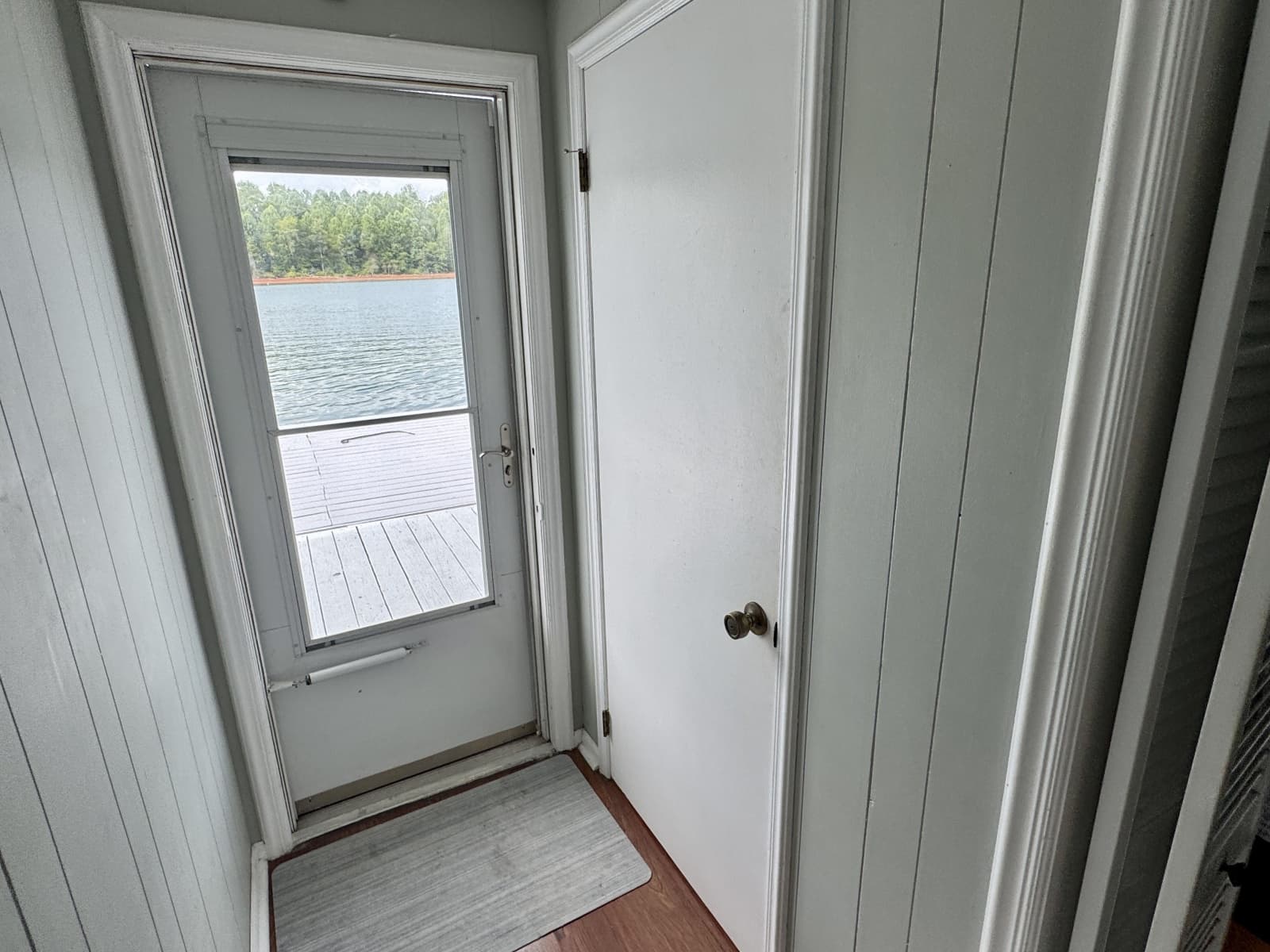 1978 Custom 18 x 24 Off-Grid Floating Cabin Approx 385sqft - Photo 40
