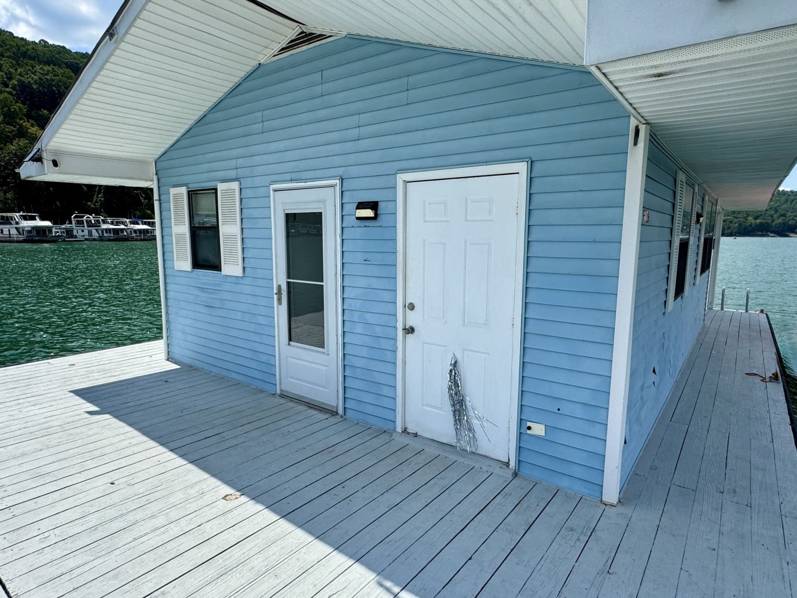 1978 Custom 18 x 24 Off-Grid Floating Cabin Approx 385sqft - Photo 65