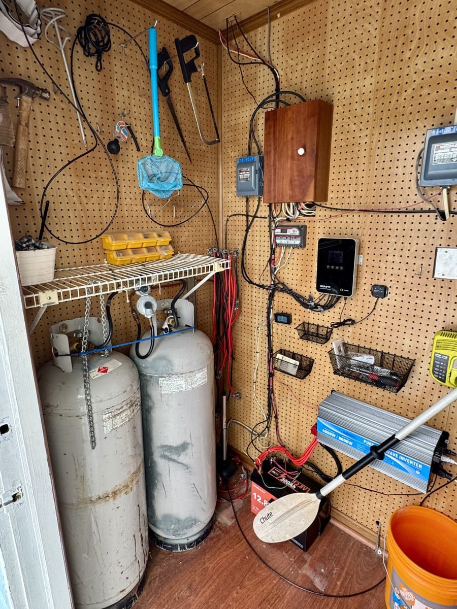 1978 Custom 18 x 24 Off-Grid Floating Cabin Approx 385sqft - Photo 51