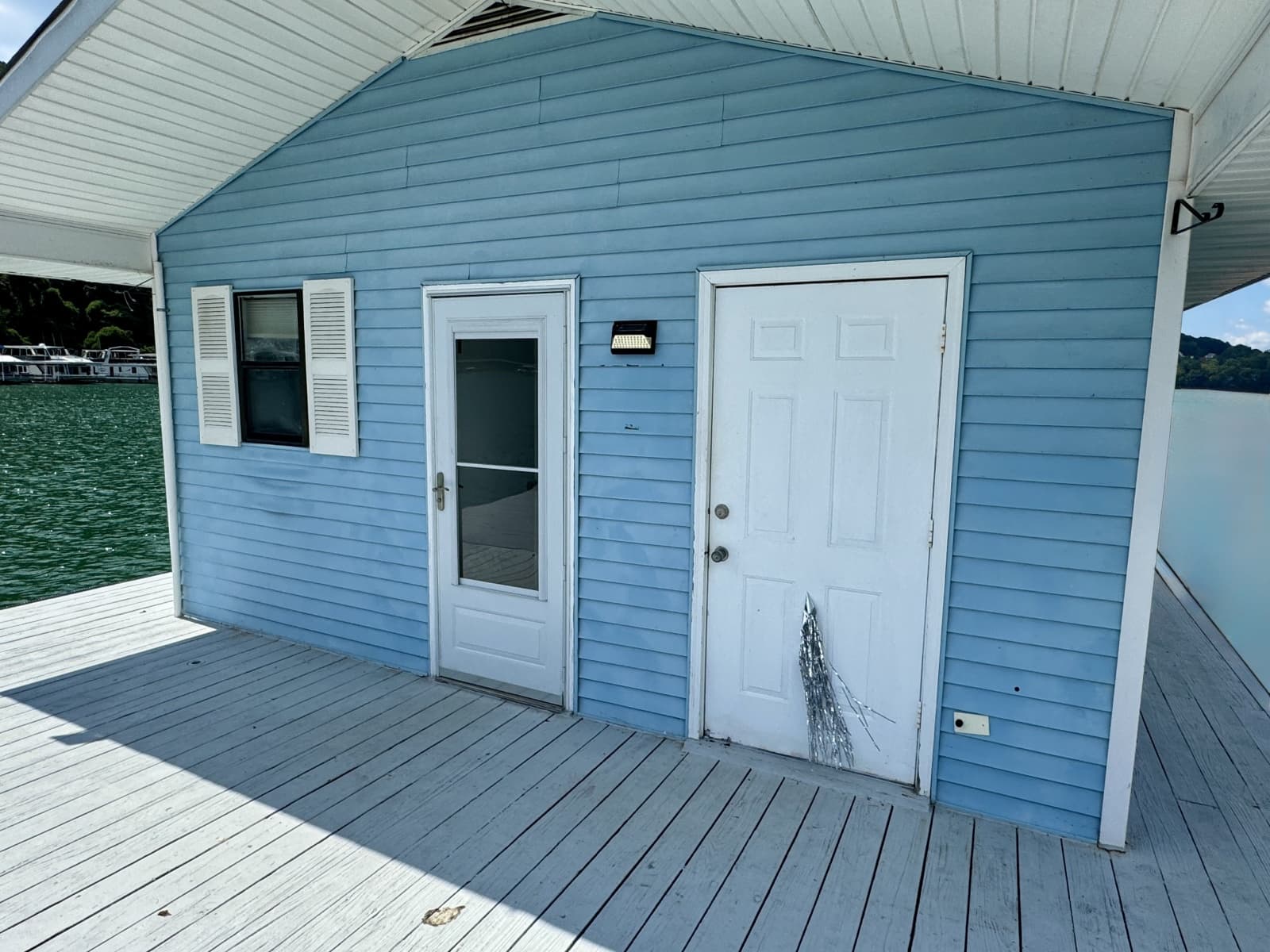 1978 Custom 18 x 24 Off-Grid Floating Cabin Approx 385sqft - Photo 49