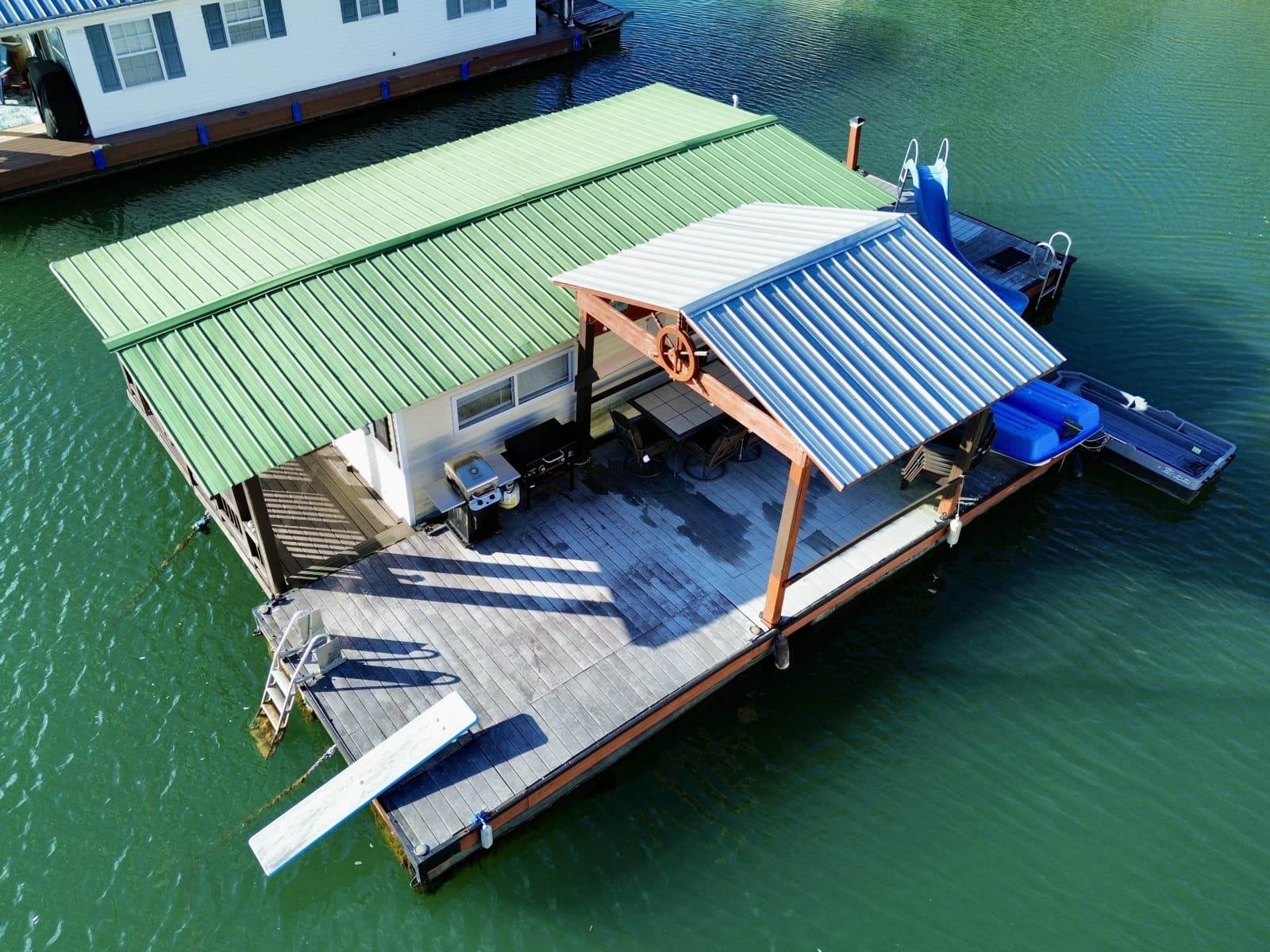 1978 Custom 16 x 26 Floating Cabin Project 395sqft - Photo 12