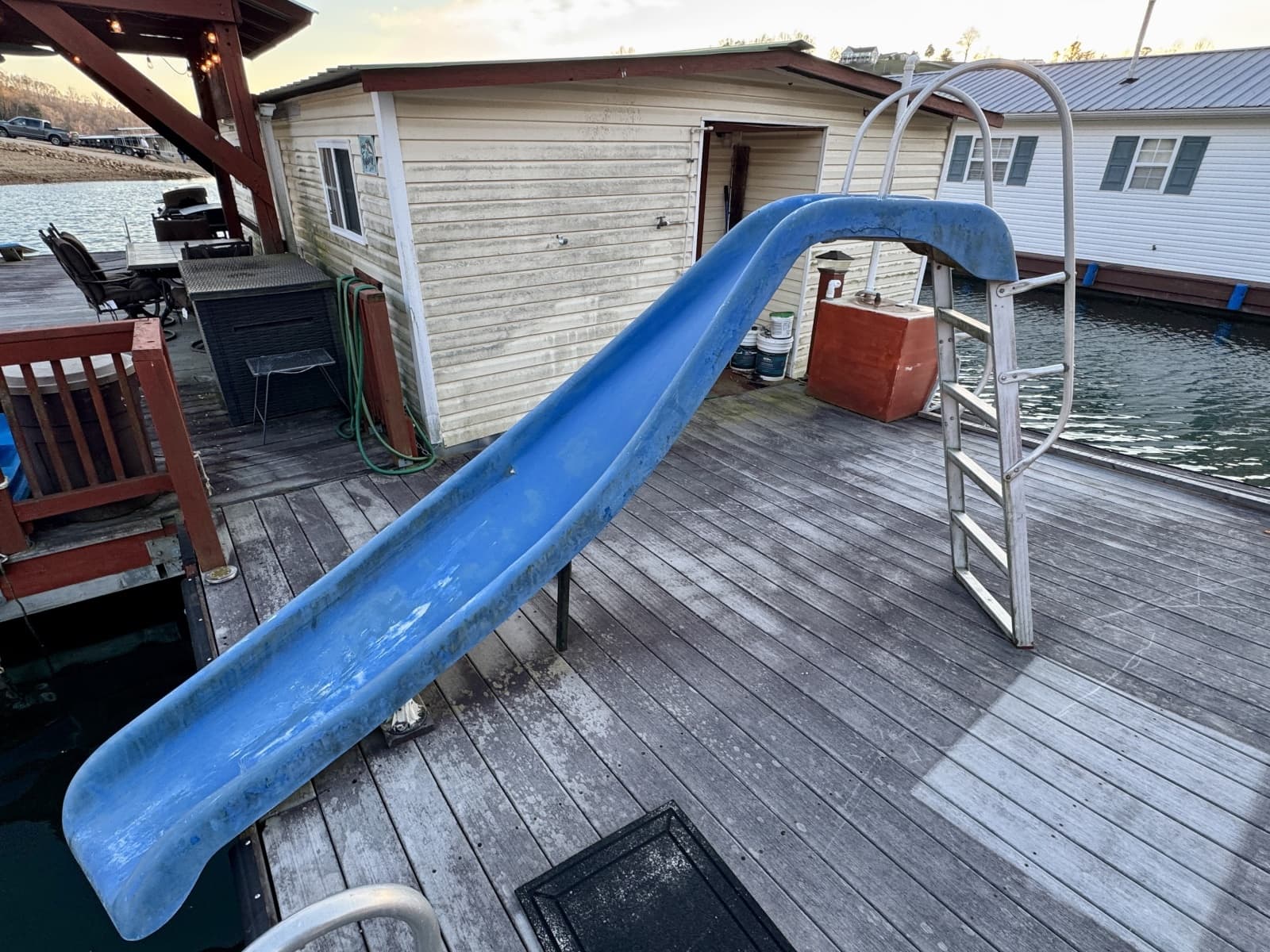 1978 Custom 16 x 26 Floating Cabin Project 395sqft - Photo 73