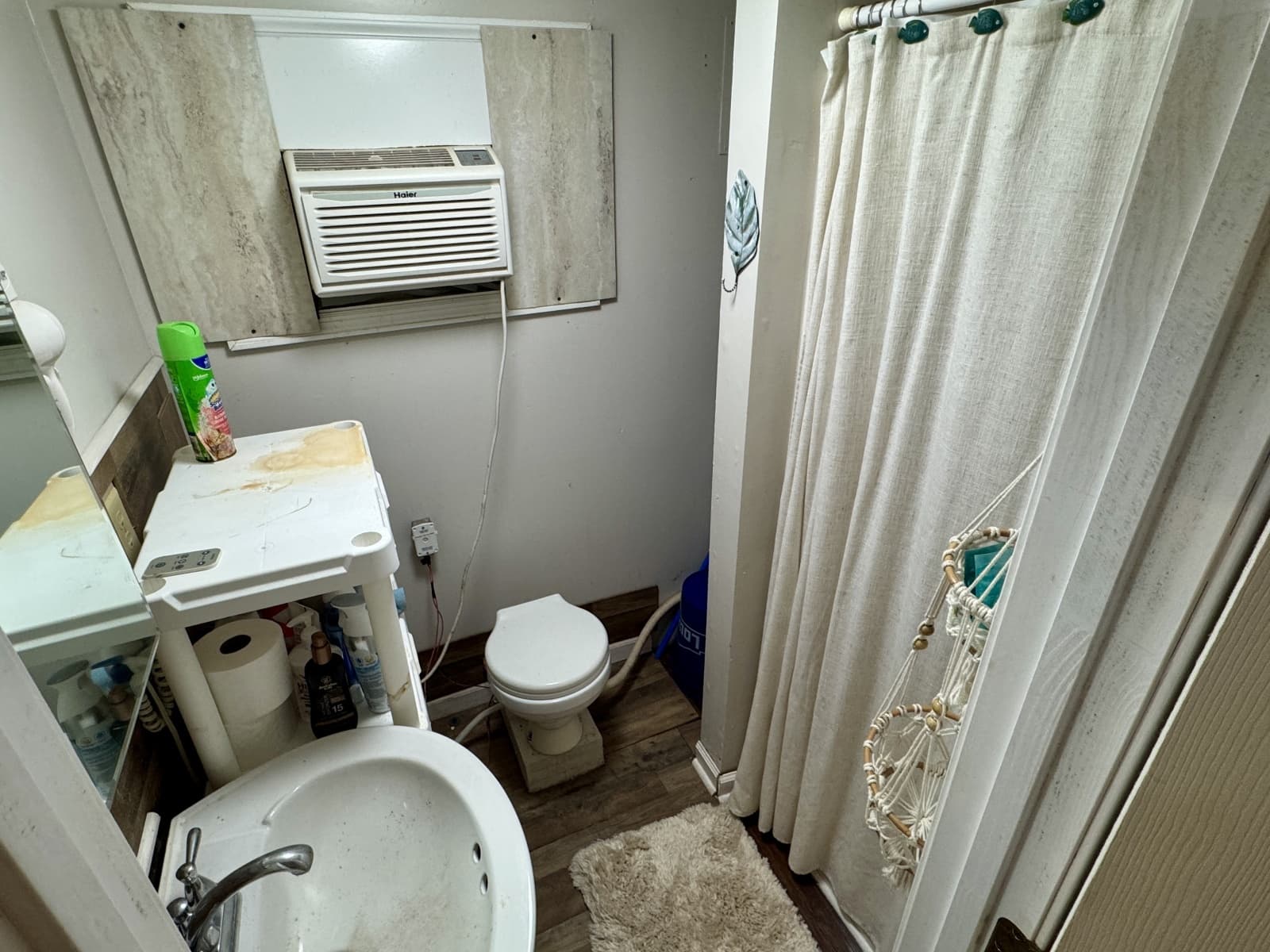 1978 Custom 16 x 26 Floating Cabin Project 395sqft - Photo 58