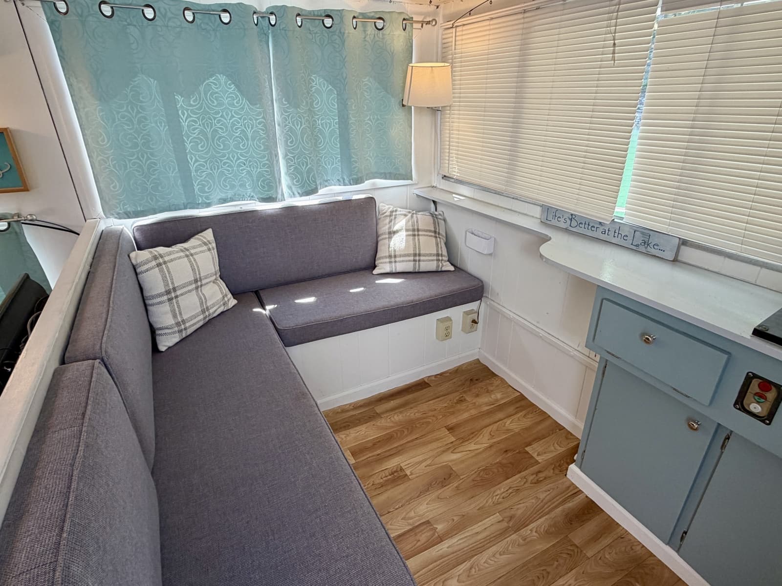 1969 Custom 9 x 27 Floating Cabin - 1969 Drift-R-Cruz - 238sqft - Photo 24