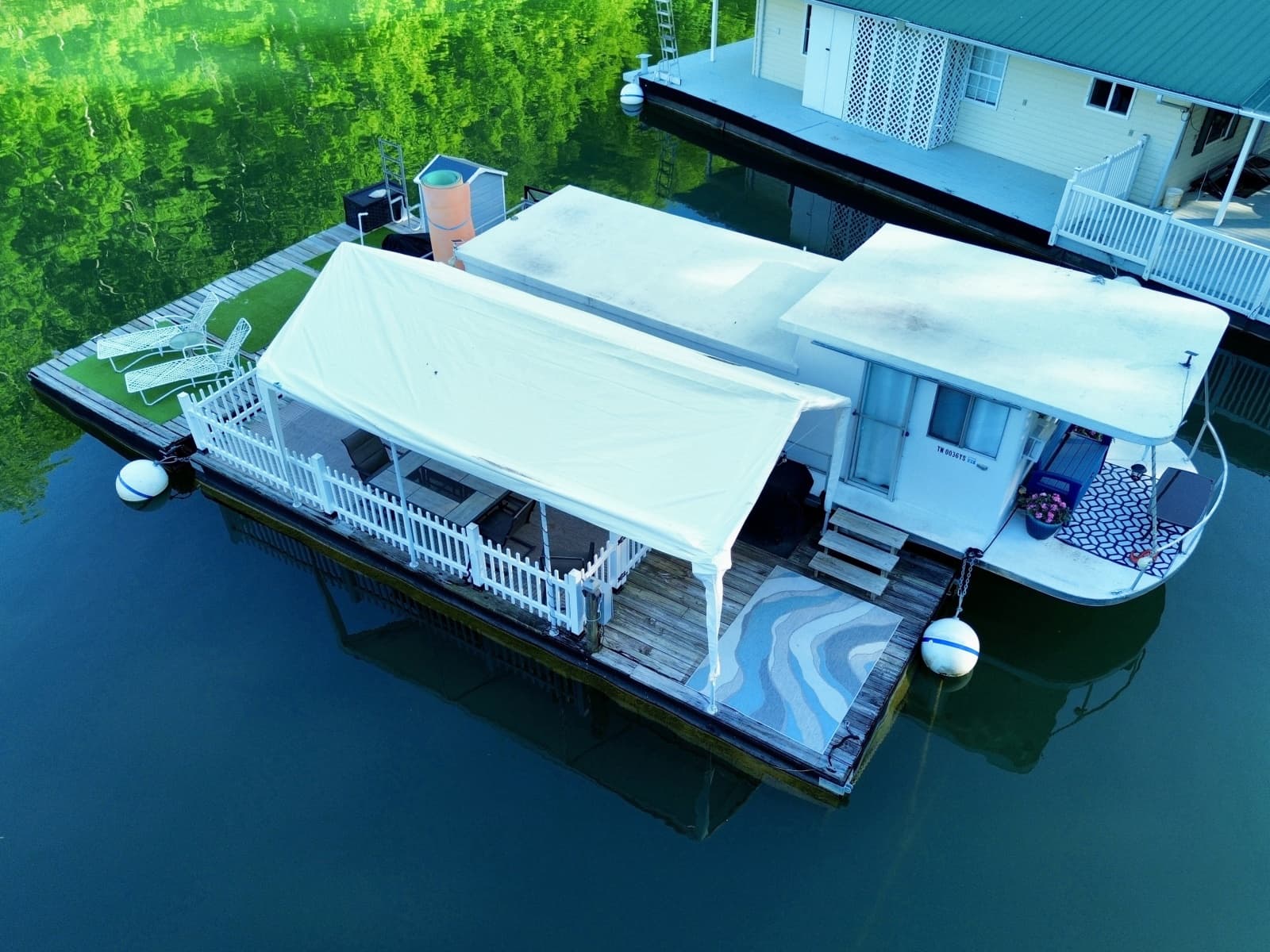 1969 Custom 9 x 27 Floating Cabin - 1969 Drift-R-Cruz - 238sqft - Photo 2