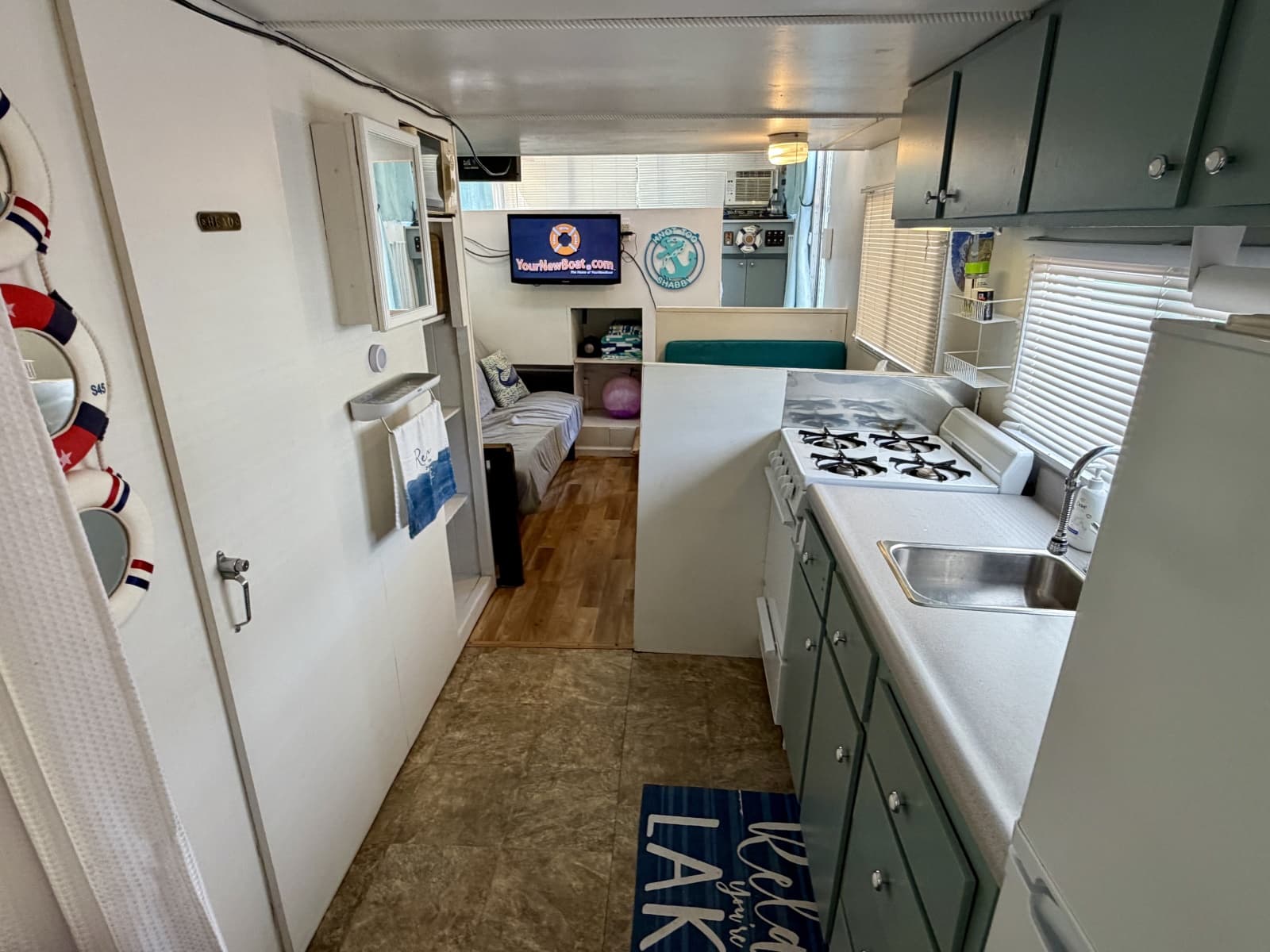 1969 Custom 9 x 27 Floating Cabin - 1969 Drift-R-Cruz - 238sqft - Photo 45