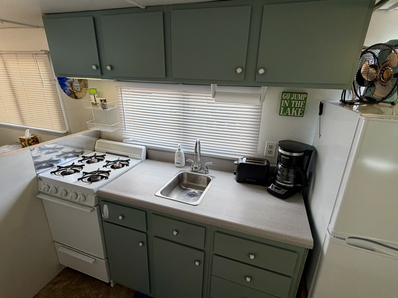 1969 Custom 9 x 27 Floating Cabin - 1969 Drift-R-Cruz - 238sqft - Photo 38