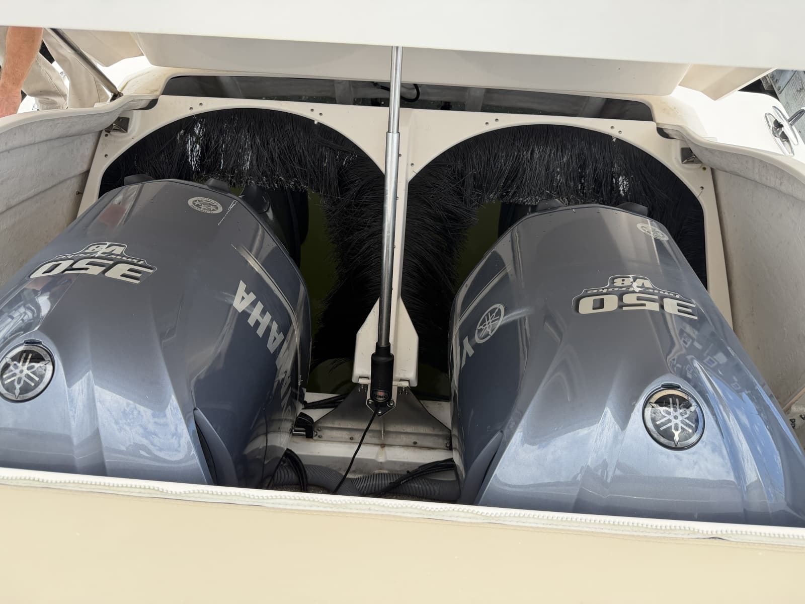 2016 Pursuit SC 365i Sport Coupe - Photo 24